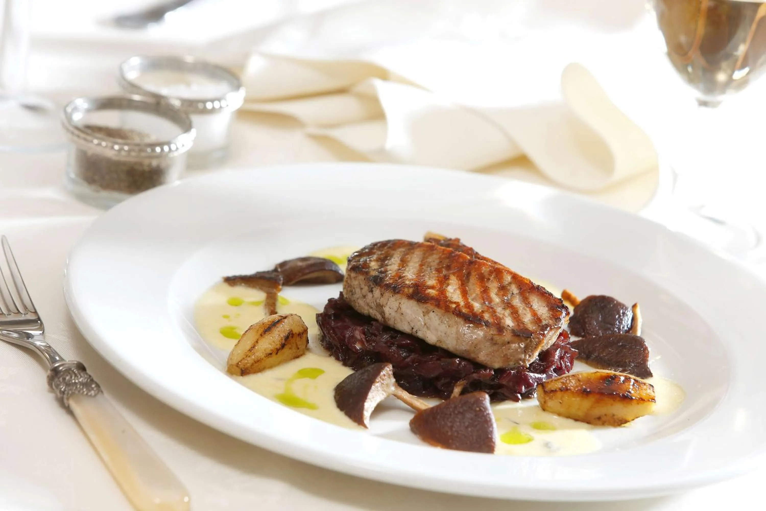 Restaurant/places to eat in Livermead Cliff Hotel