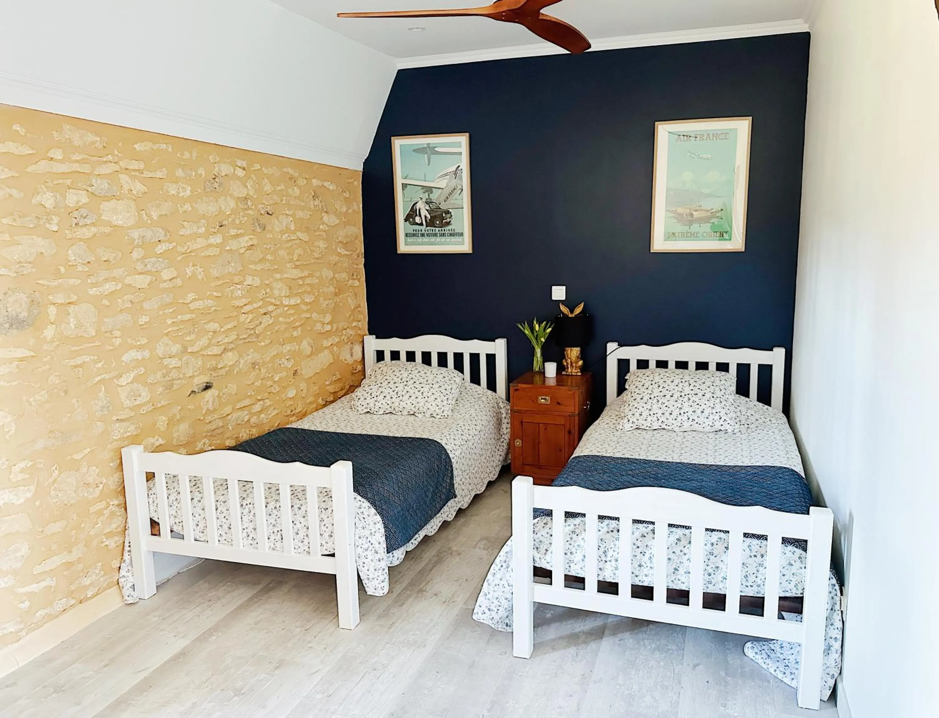 Bed in Le Chevrefeuille chambres d'hotes et gîtes de charme