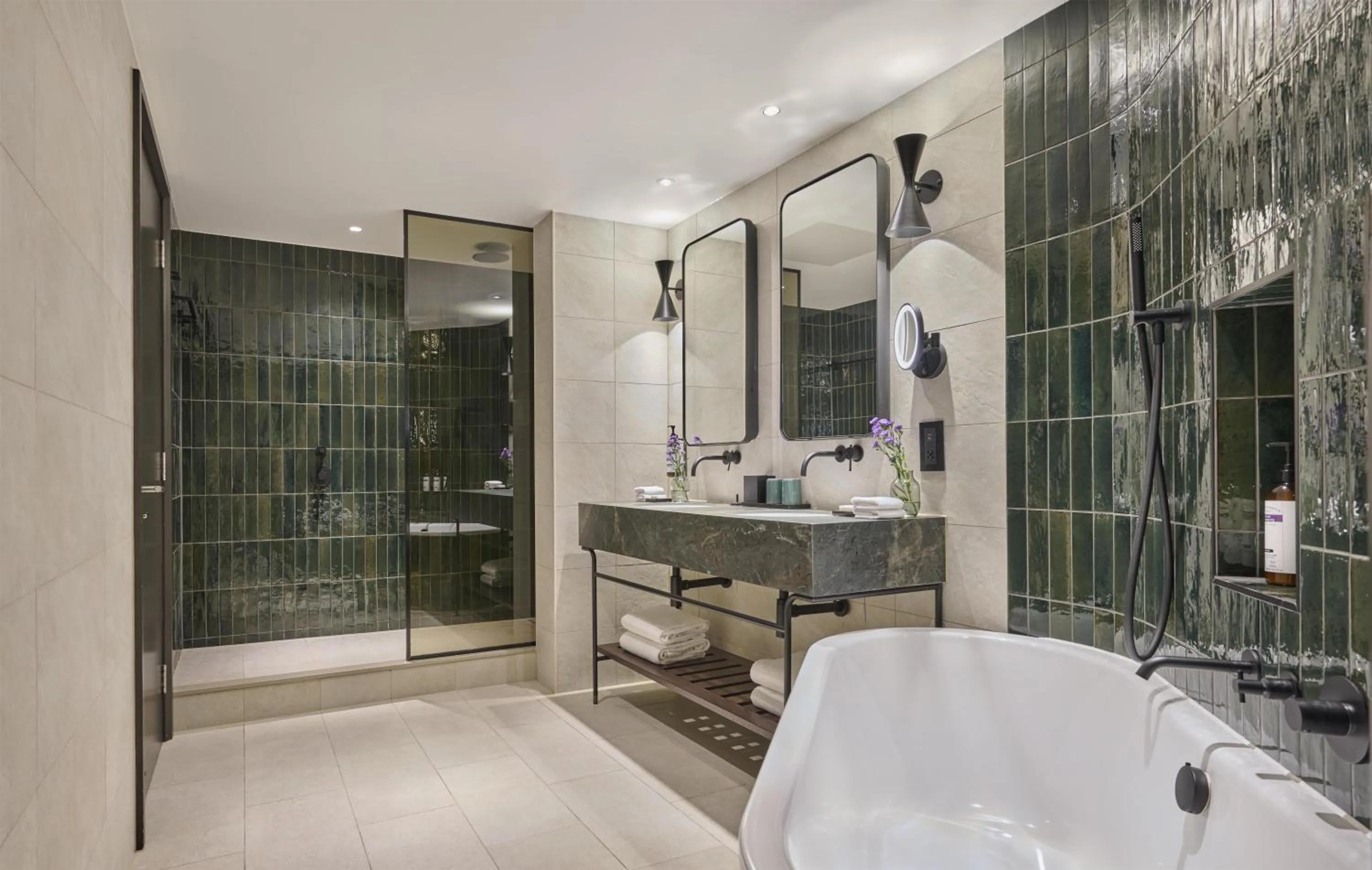 Bathroom in Hyatt Regency London Blackfriars