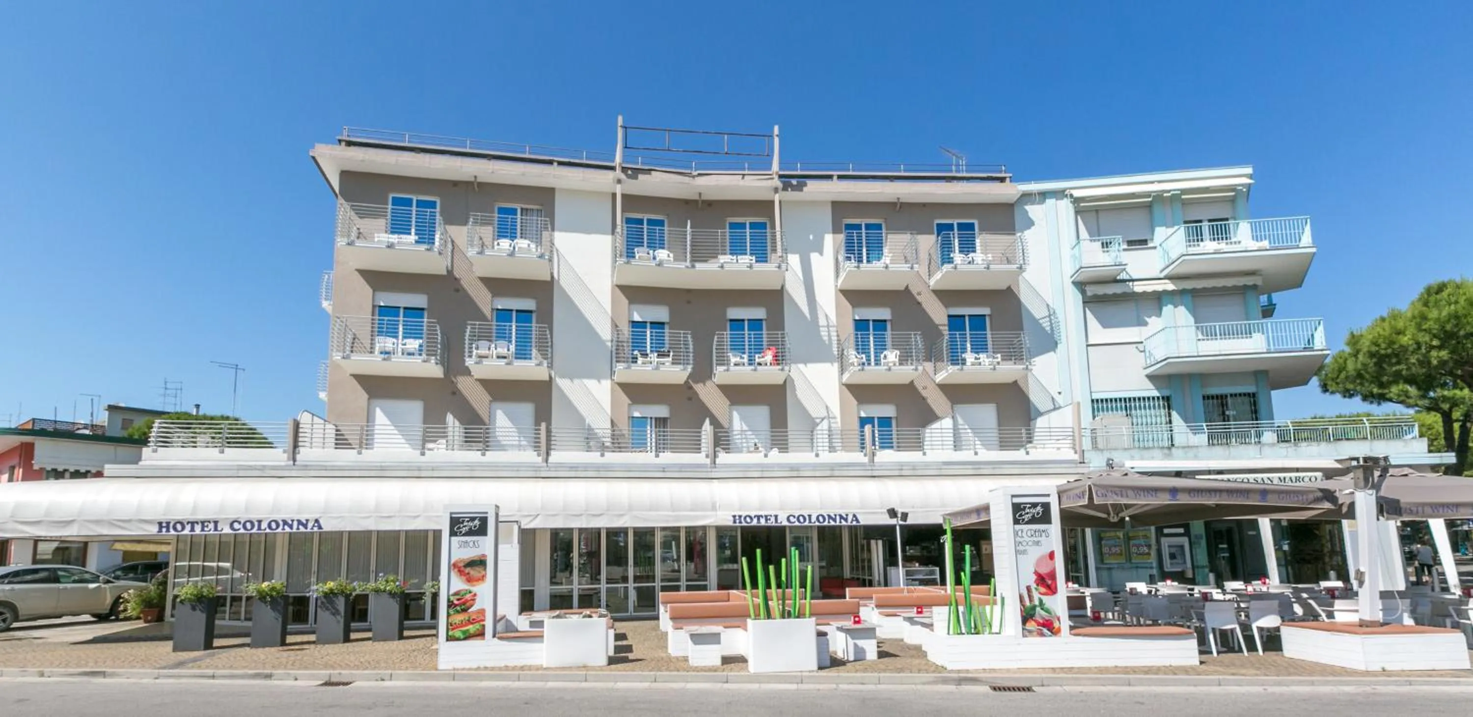 Property building in Hotel Colonna