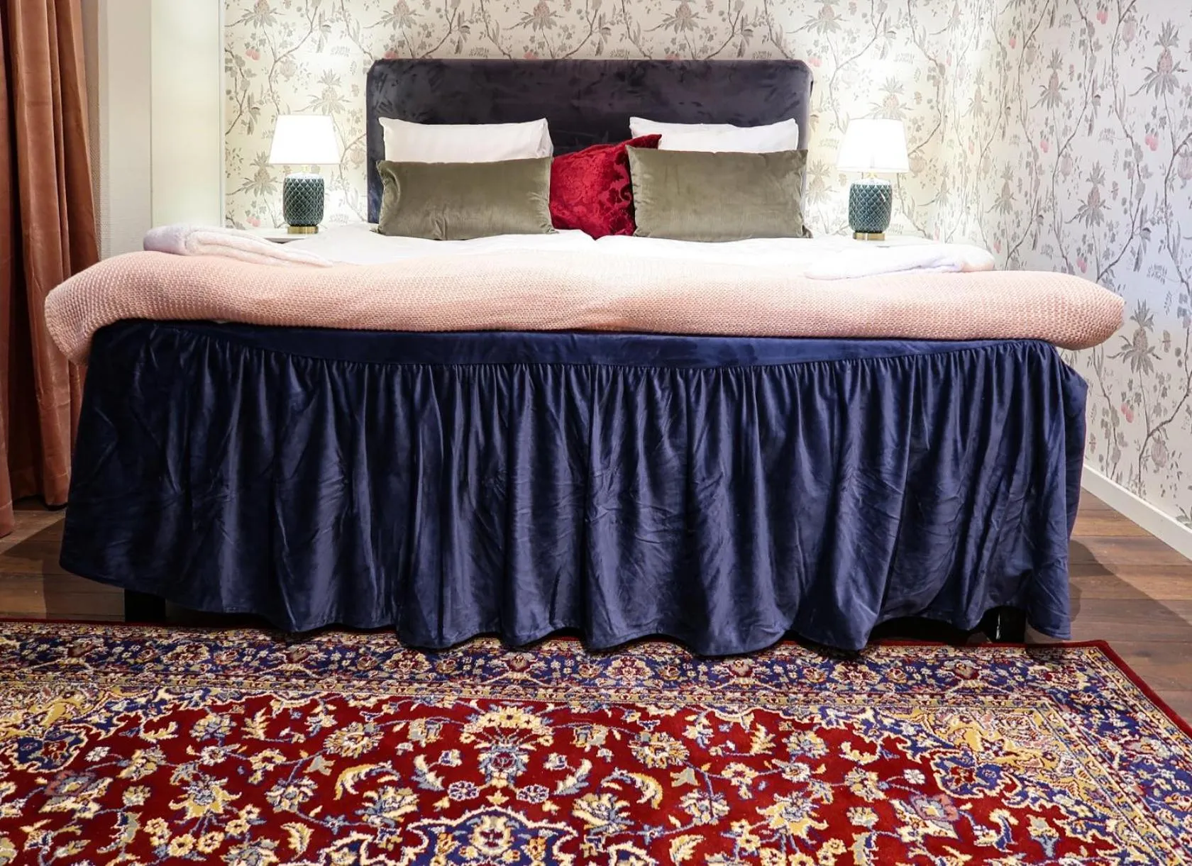 Bedroom, Bed in Hotel City Living