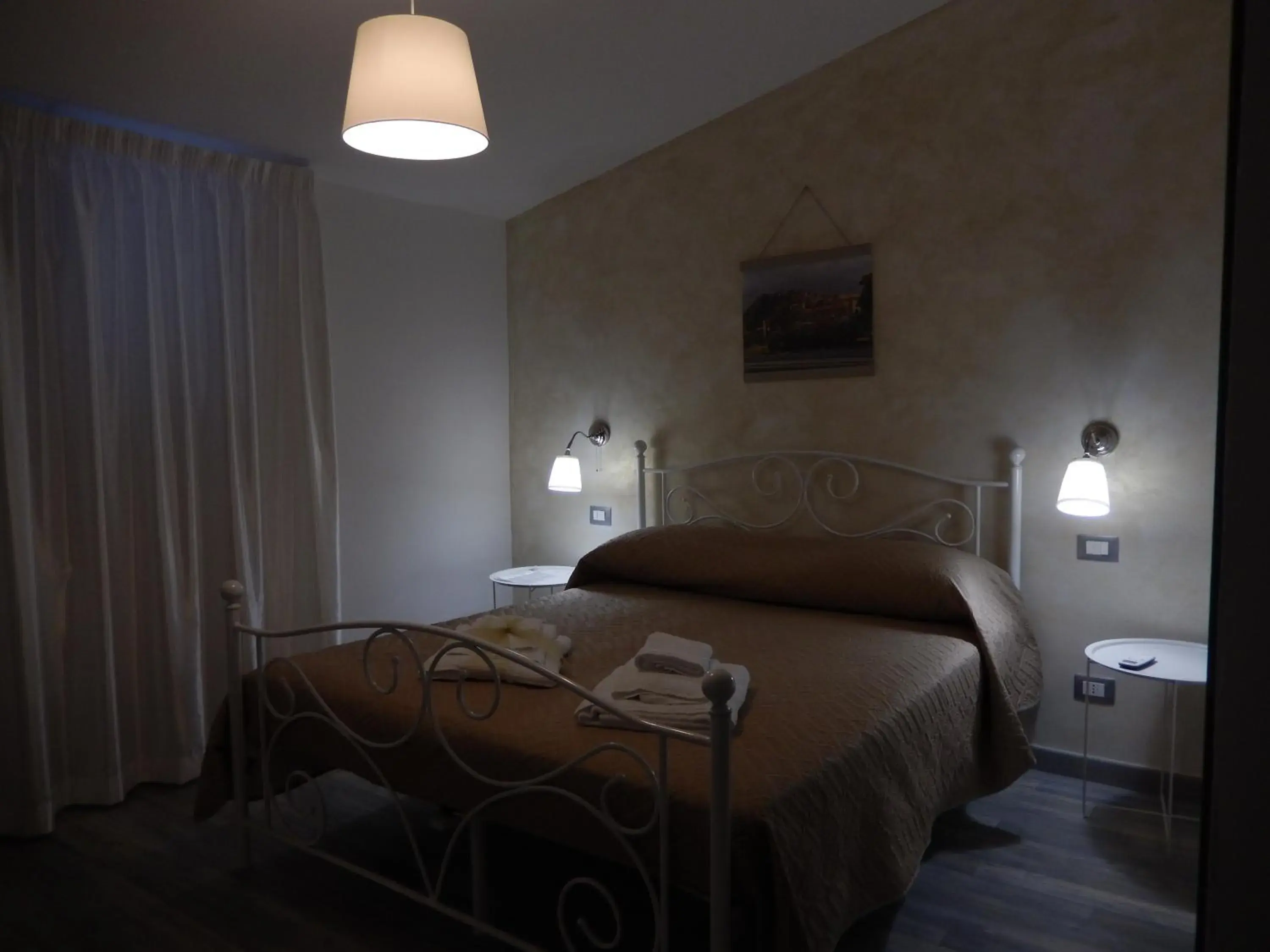 Double Room with Private Bathroom in B&B Magna Graecia Double Room with Private Bathroom in B&B Magna Graecia