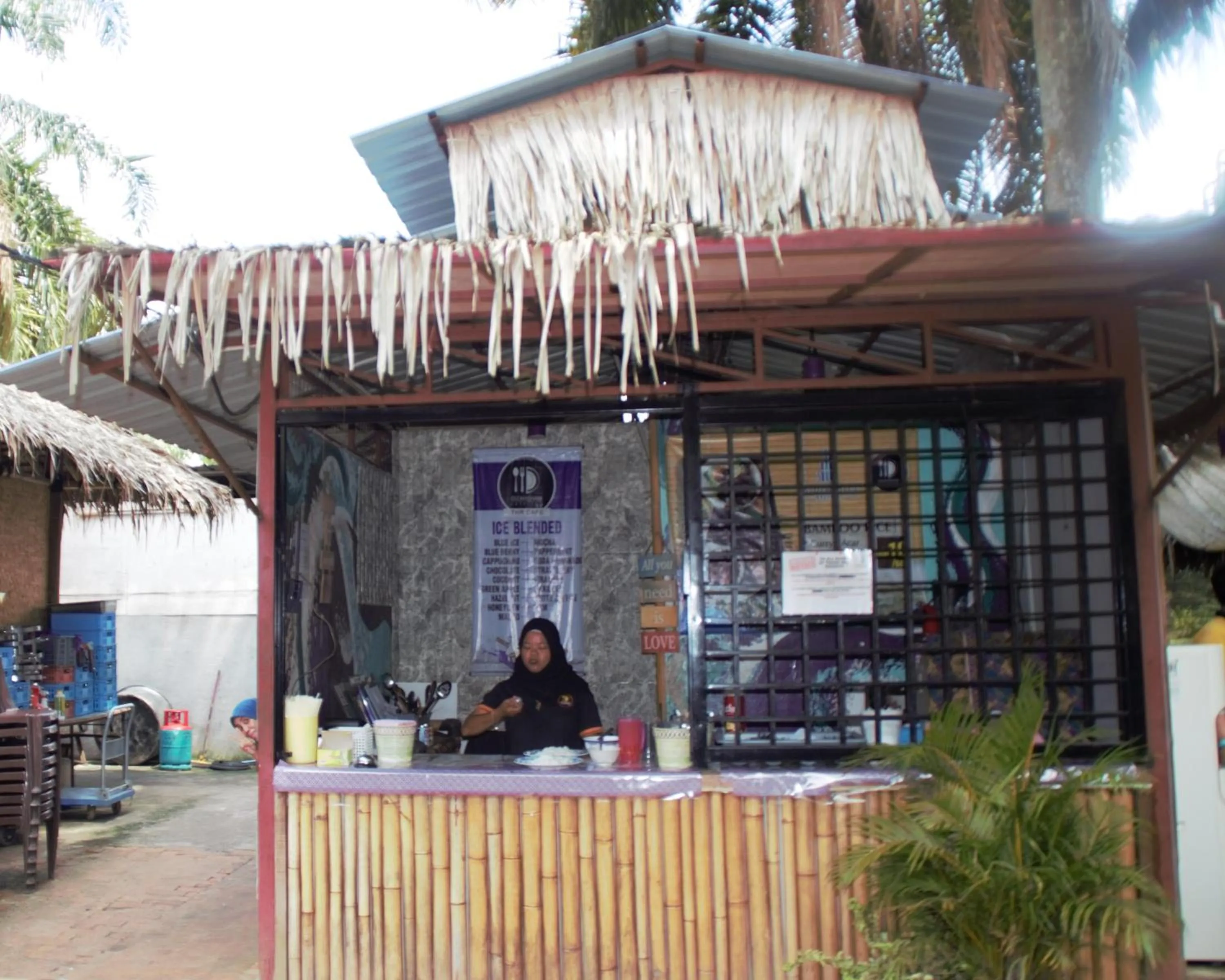 Restaurant/places to eat in Tadom Hill Resorts