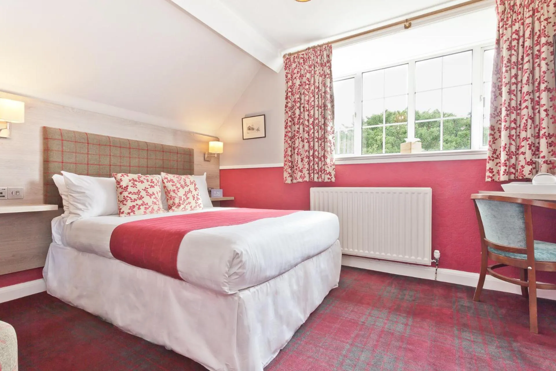 Photo of the whole room, Bed in The Yewdale Inn and Hotel Coniston Village