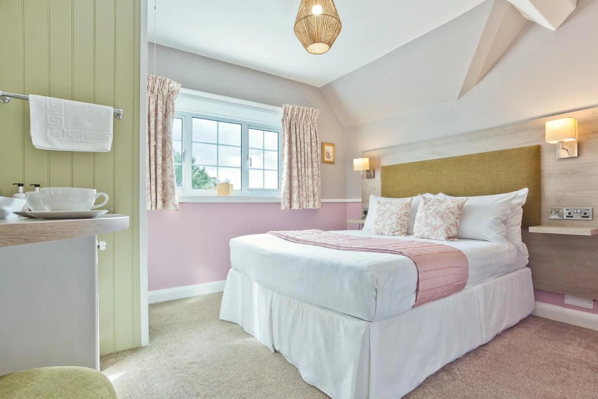 Bedroom, Bed in The Yewdale Inn and Hotel Coniston Village