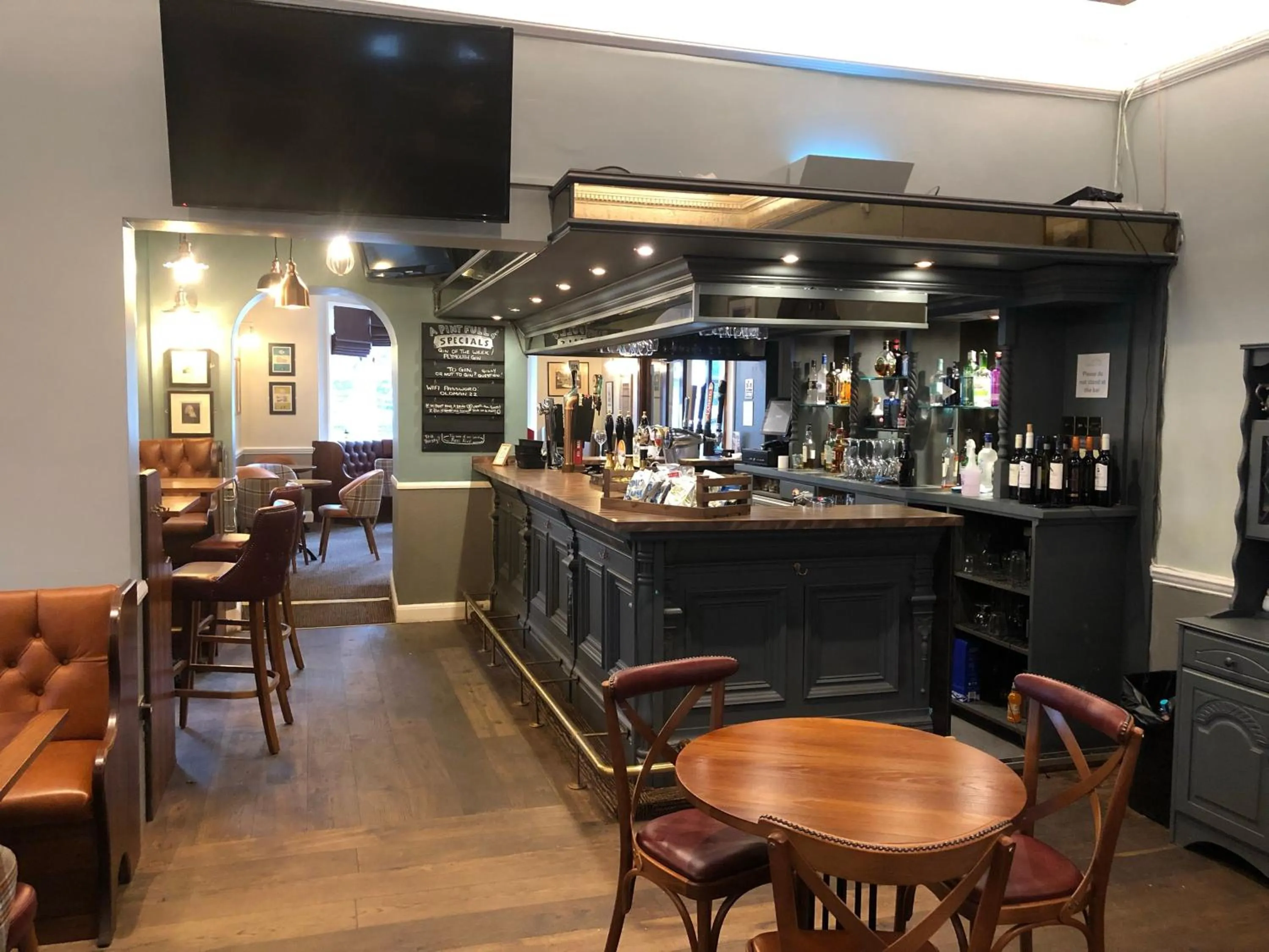 Lounge or bar in The Yewdale Inn and Hotel Coniston Village