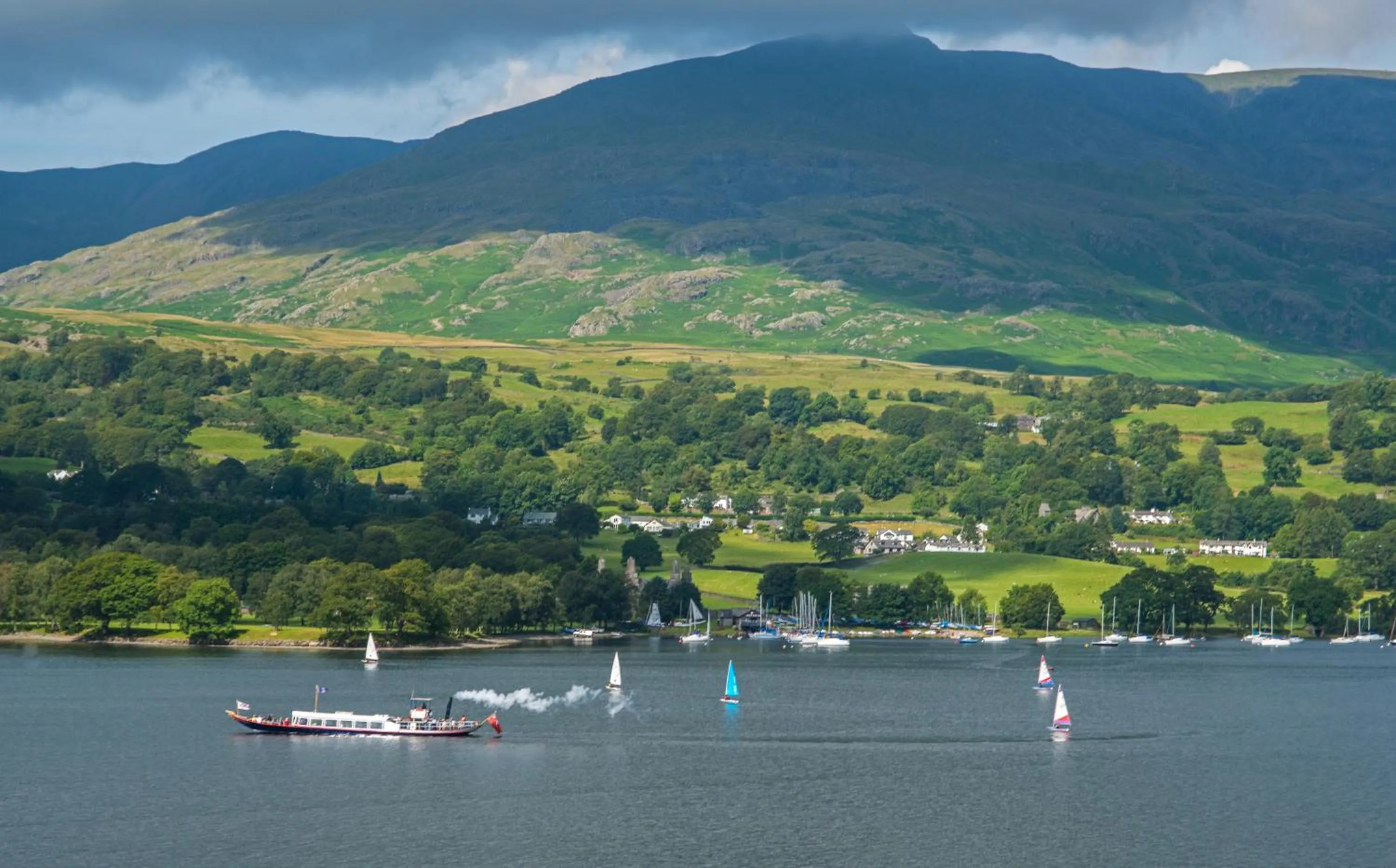 Mountain view in The Yewdale Inn and Hotel Coniston Village
