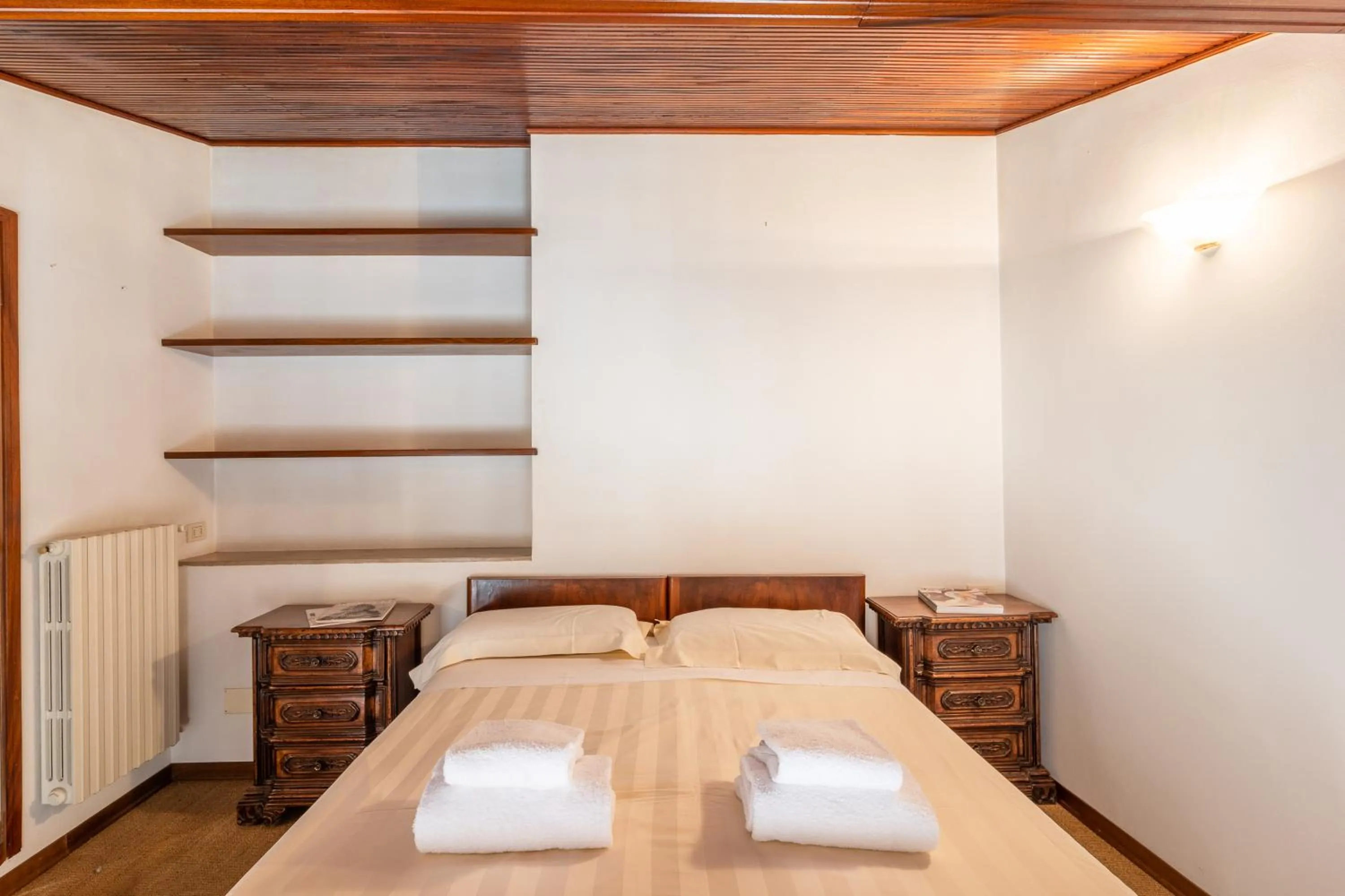 Bed in Cavourotto Terrace by Mmega