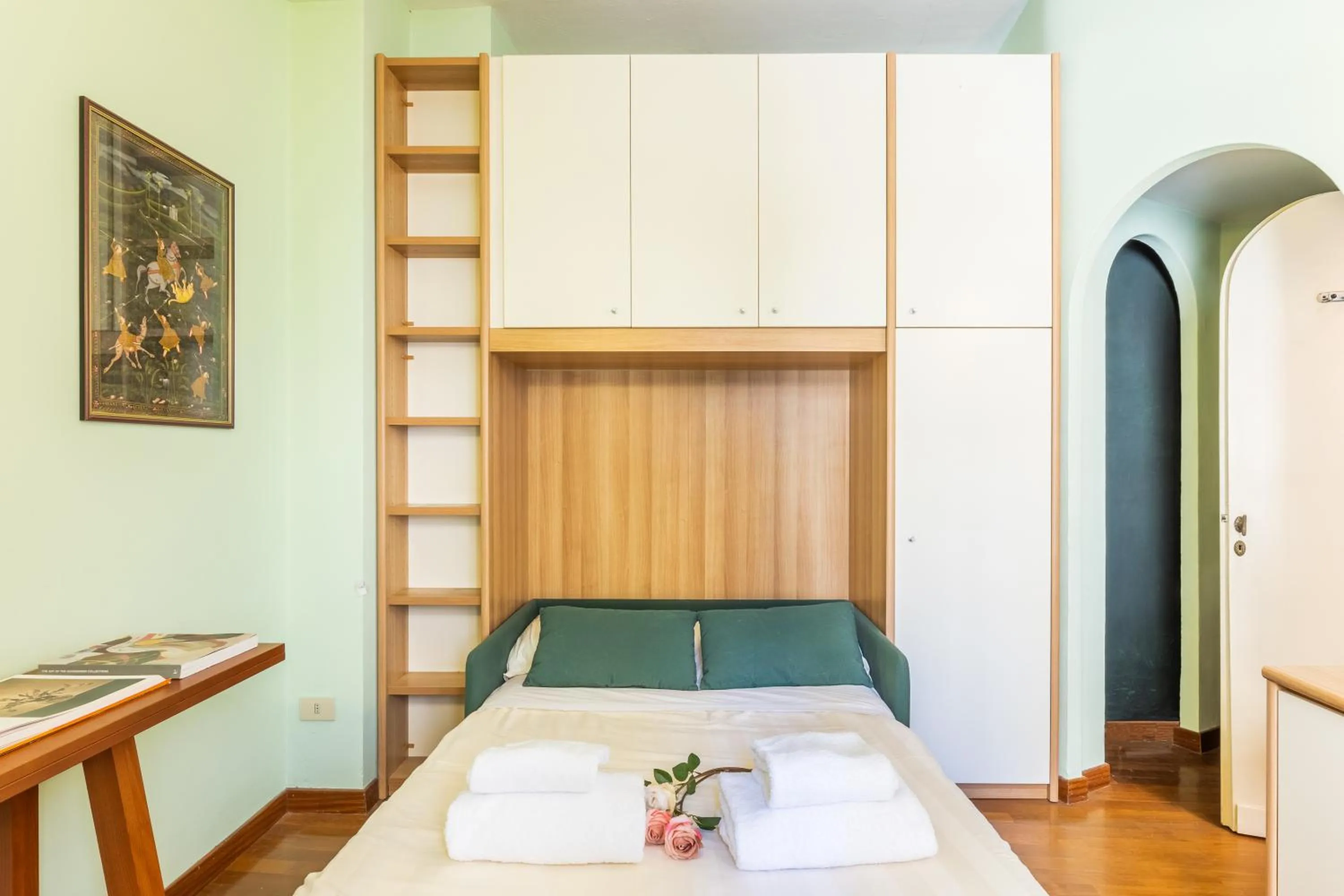 Bed in Tiny Ponte Vecchio by Mmega