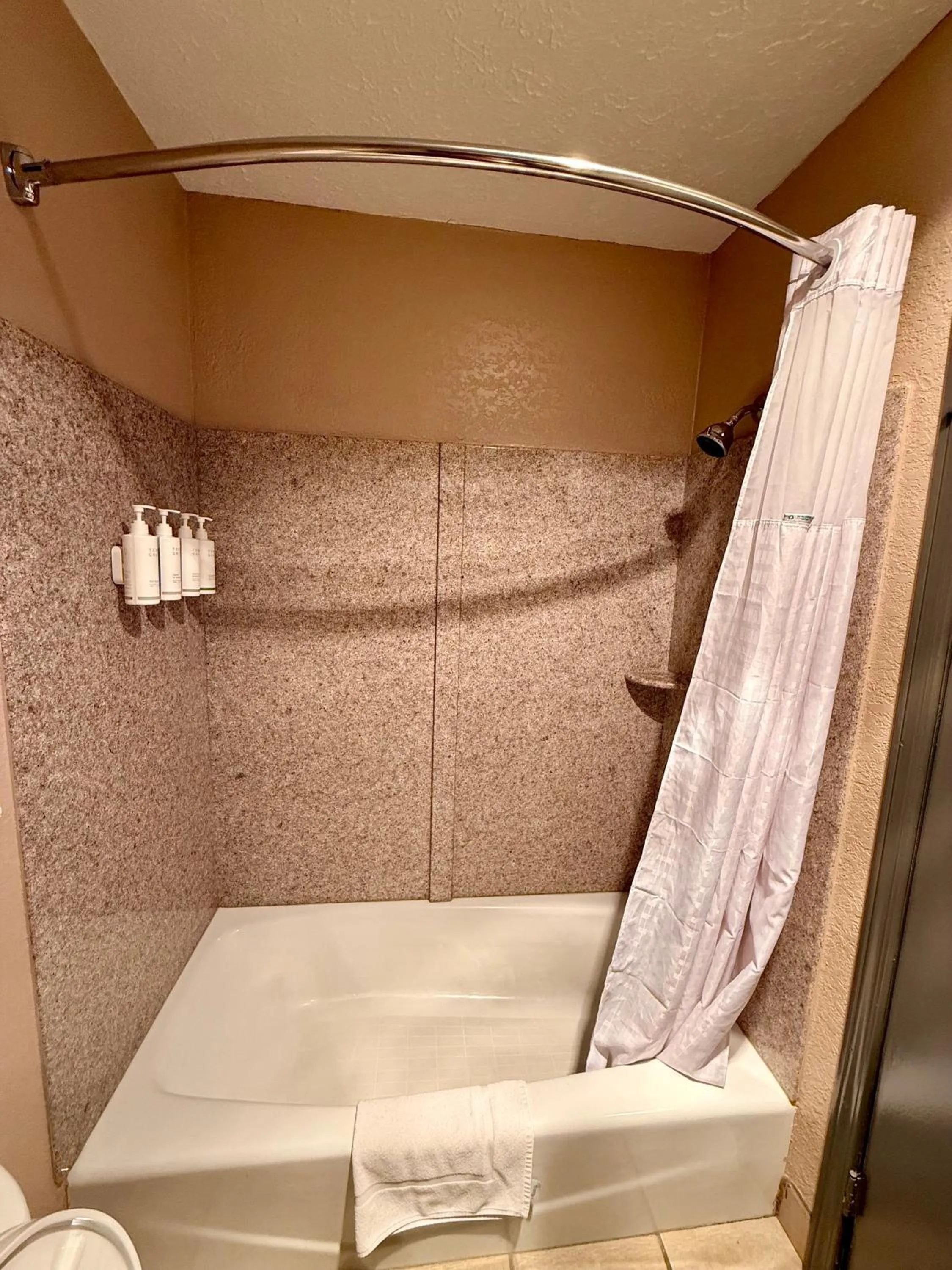 Super 8 by Wyndham Hillsville