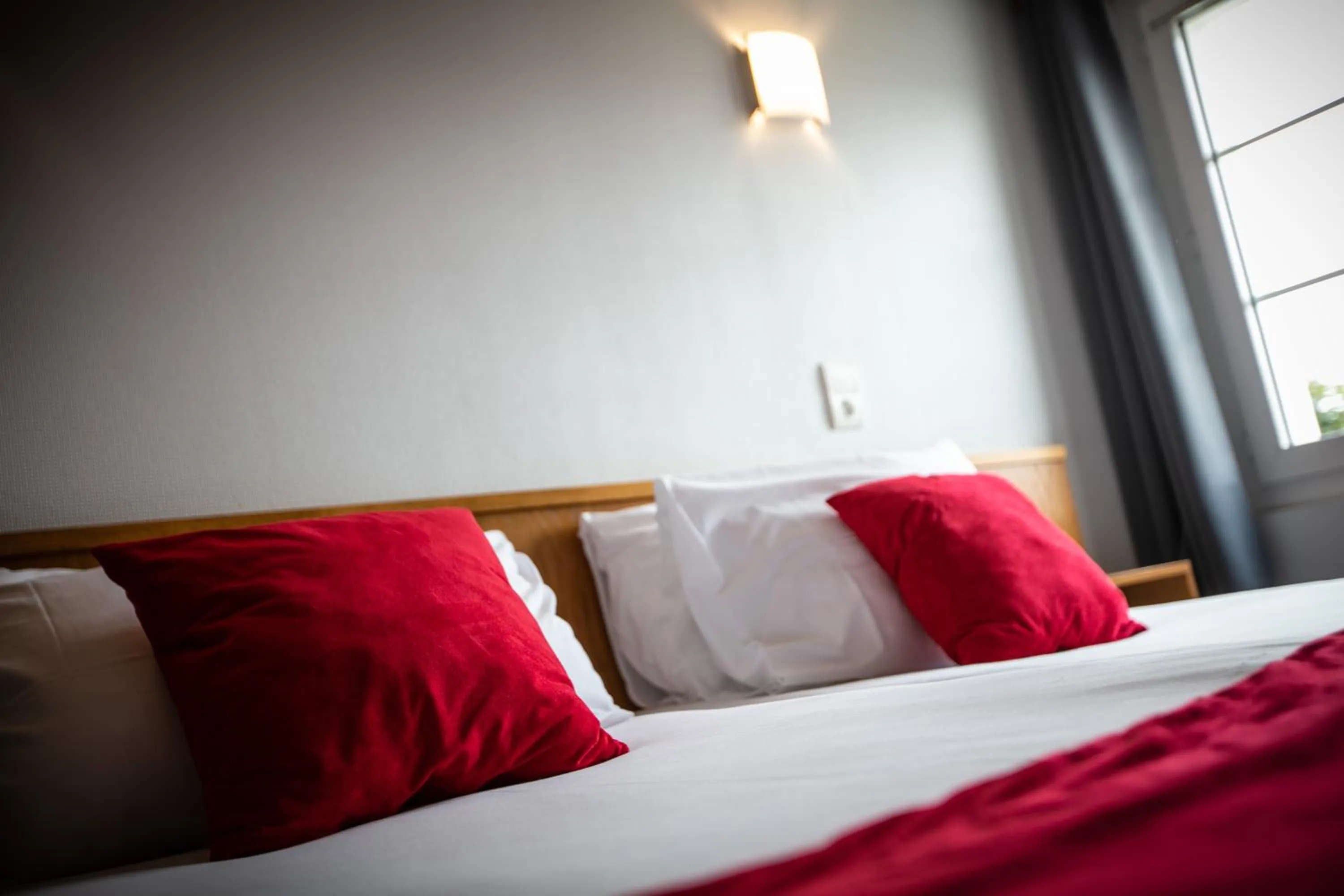 Bed in Hotel Restaurant Bonnet