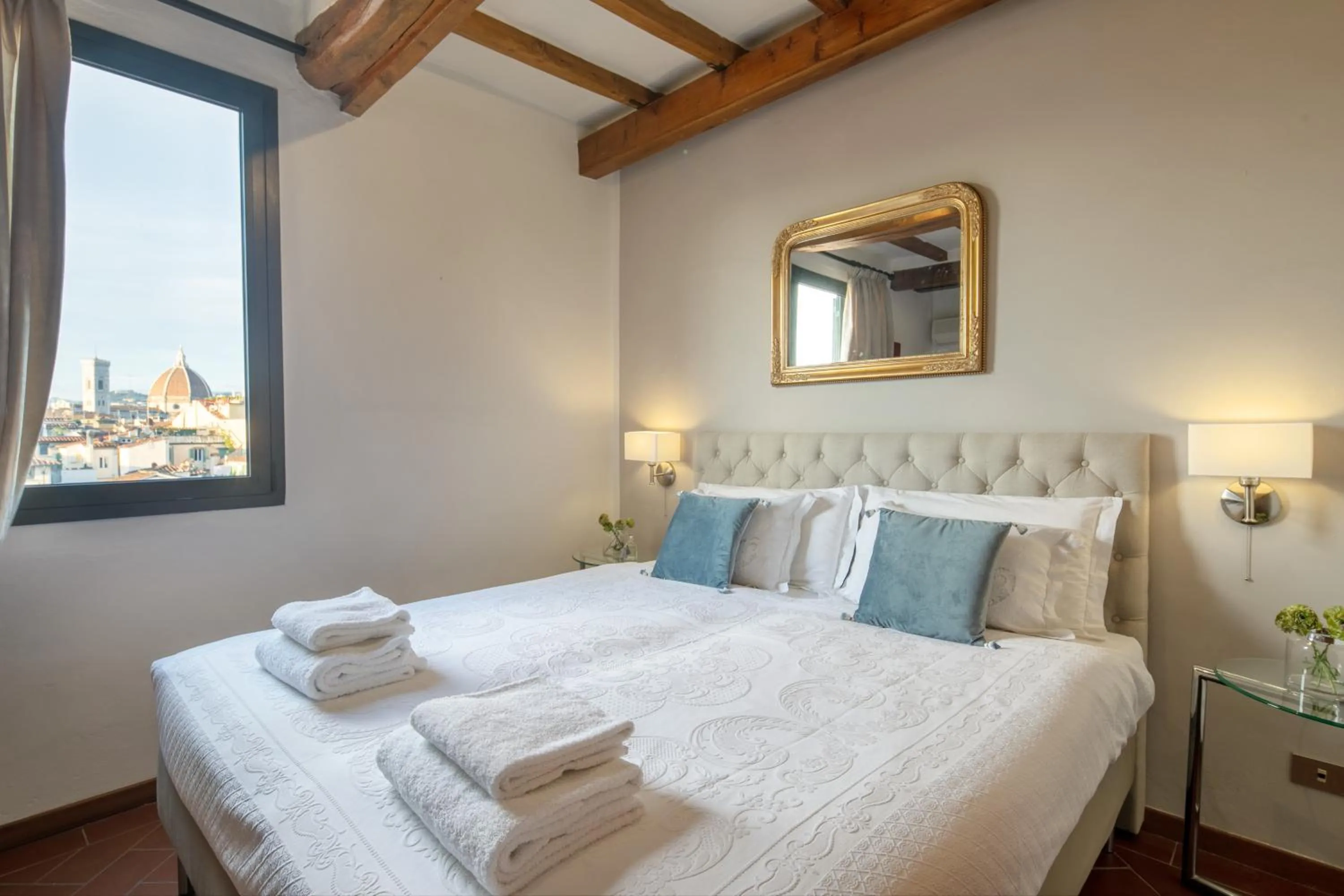 Bed in Pitti Luxury Terrace by Mmega