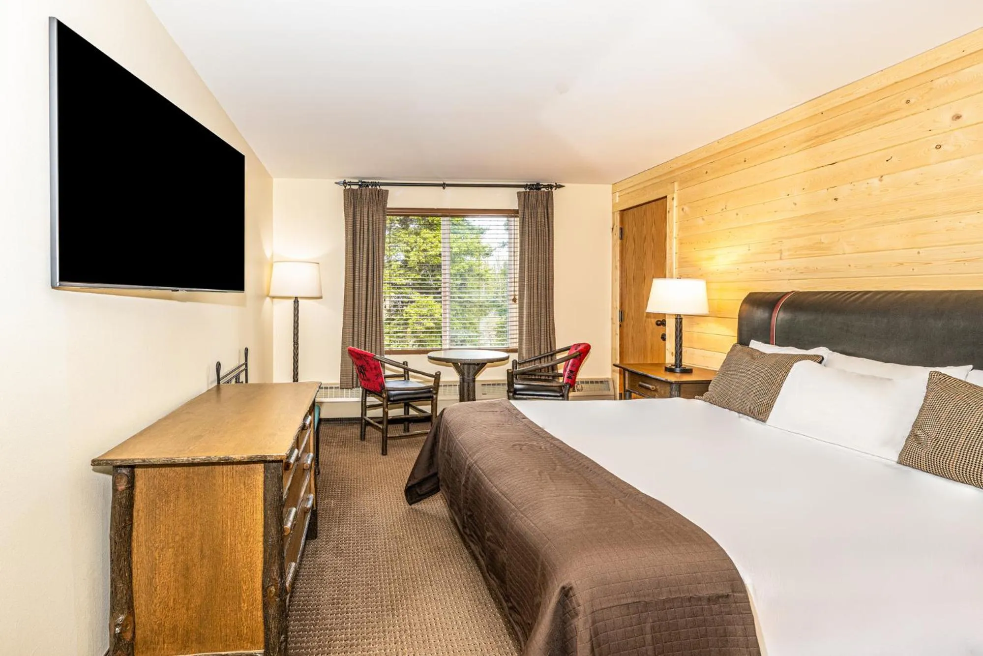 Bed in Denali Park Village