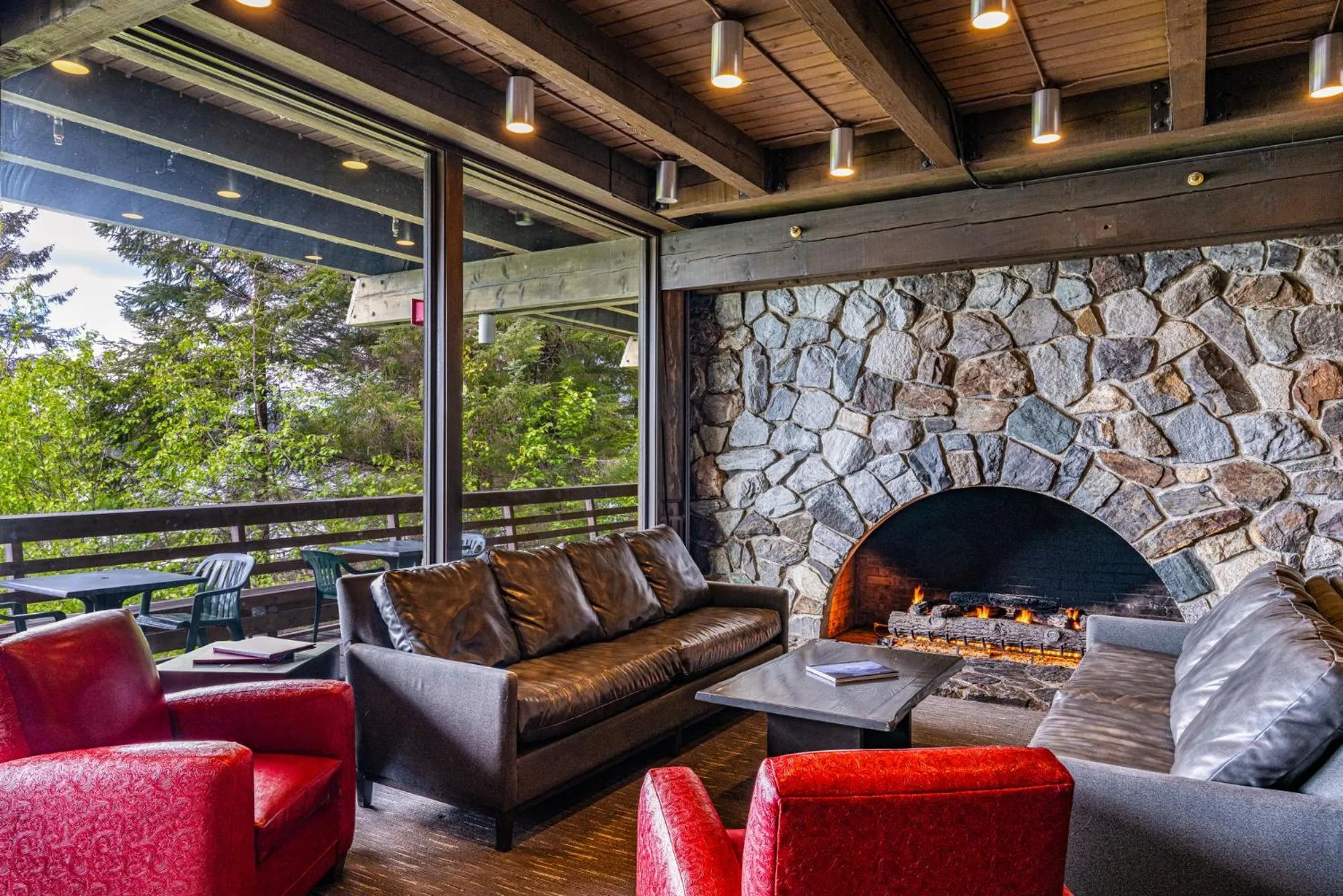 Seating area in Glacier Bay Lodge