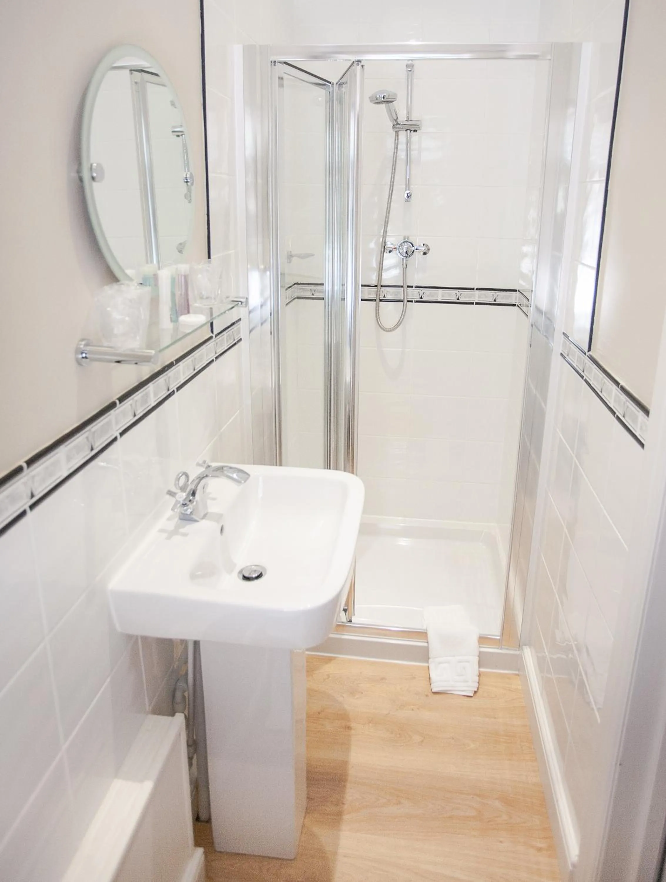 Bathroom in Claverton Country House Hotel