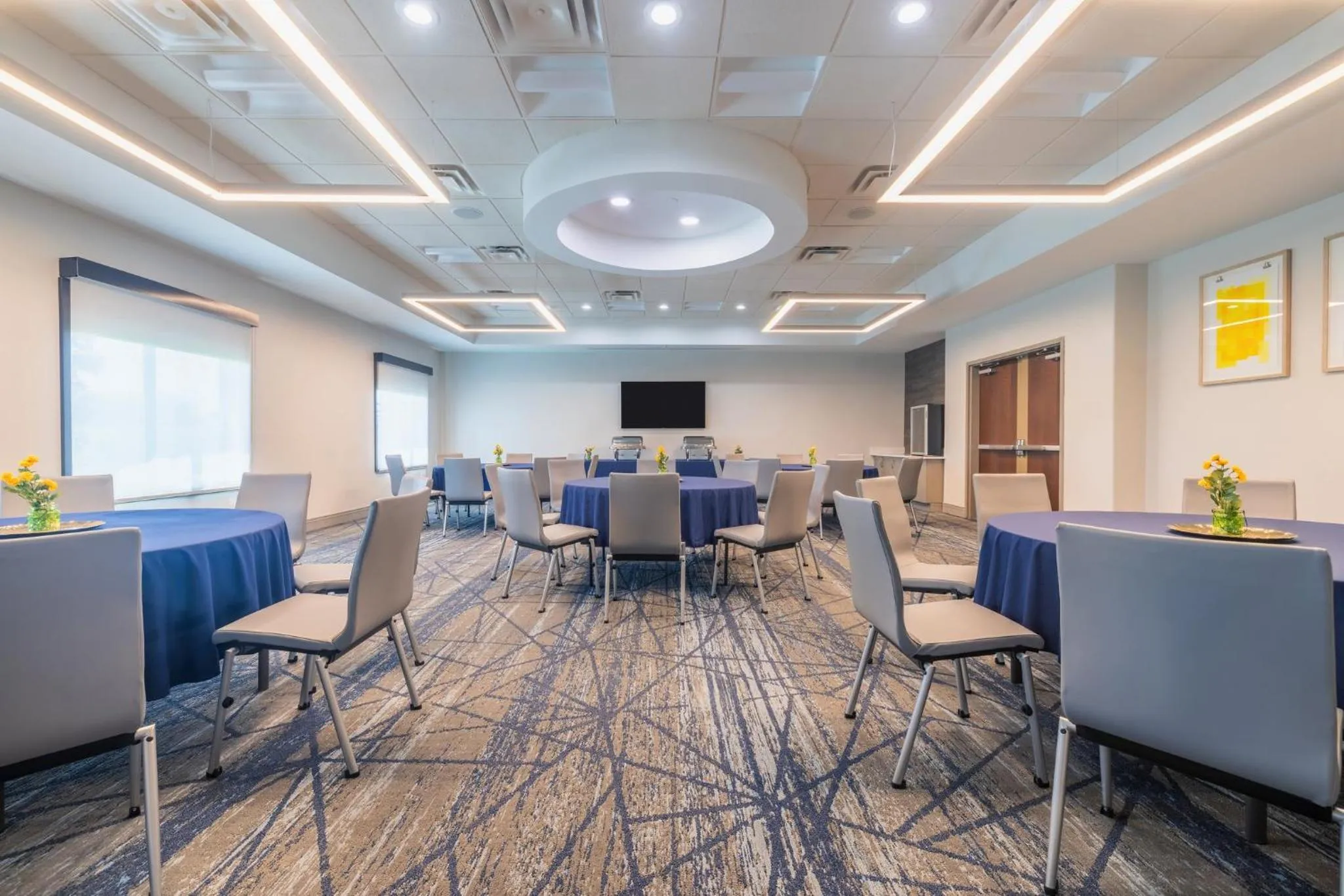 Banquet/Function facilities in Holiday Inn Express & Suites Kansas City Airport by IHG