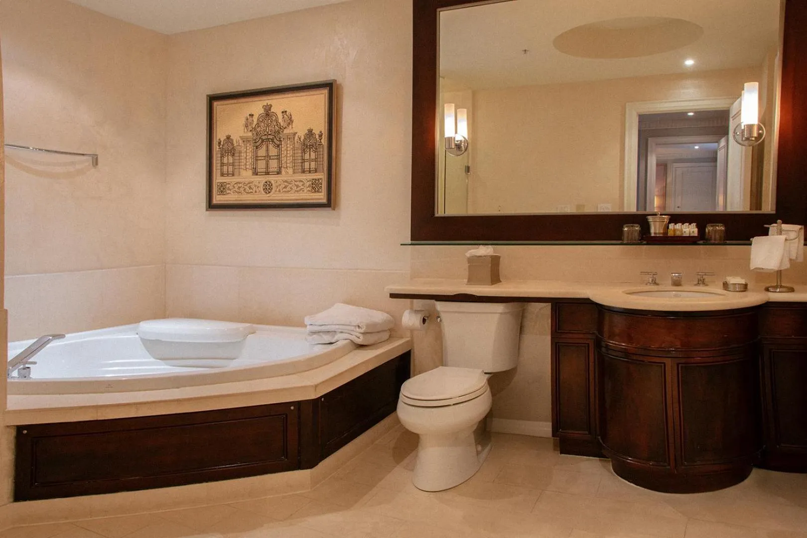 Bathroom in Windsor Arms Hotel