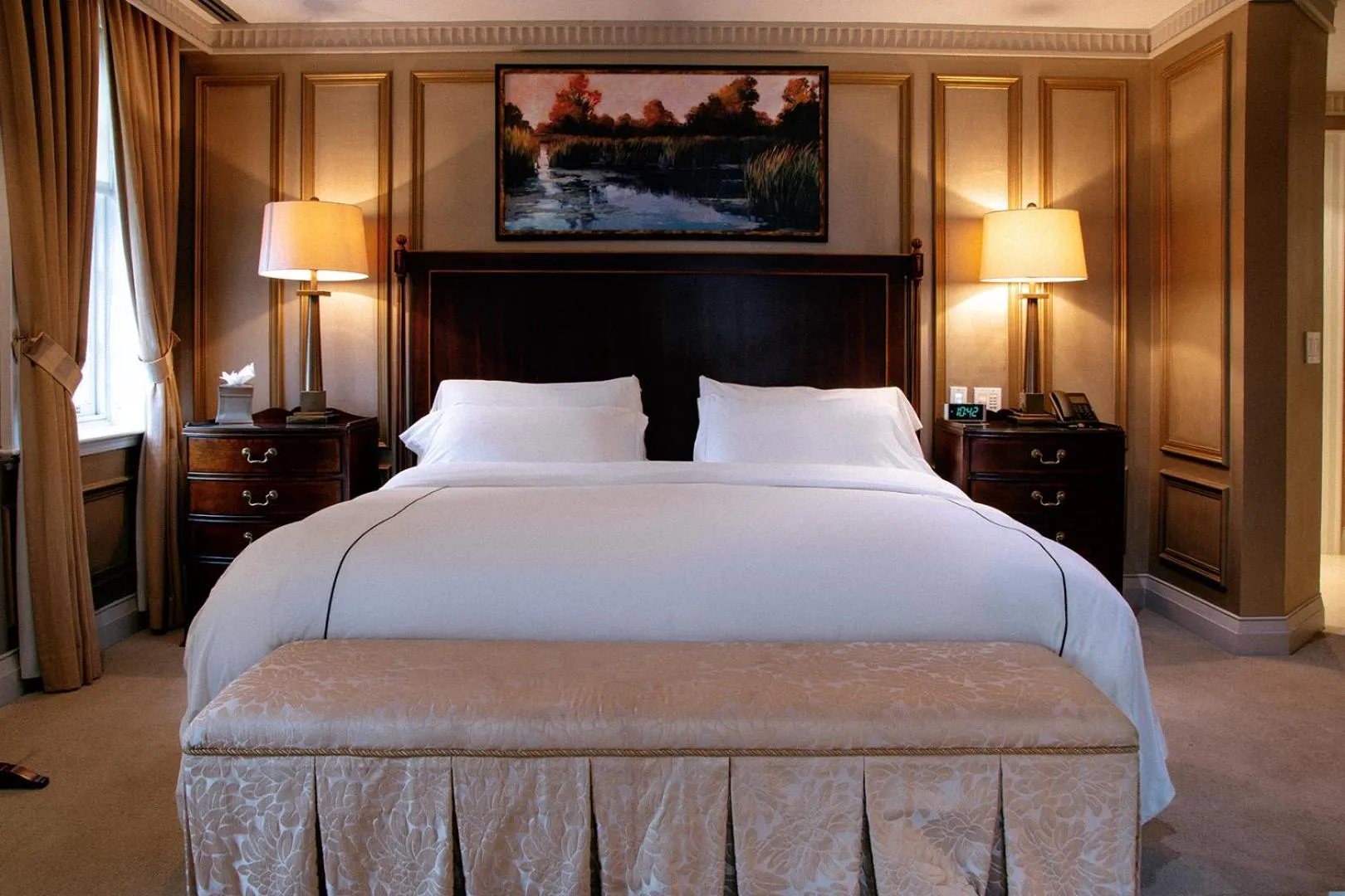 Bed in Windsor Arms Hotel