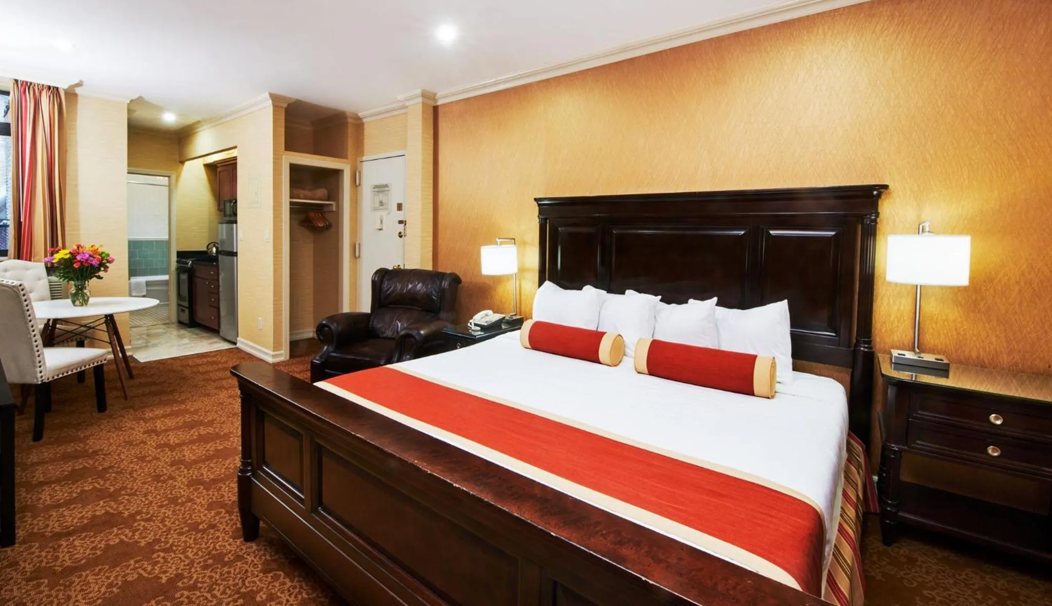 Bedroom, Bed in Radio City Apartments