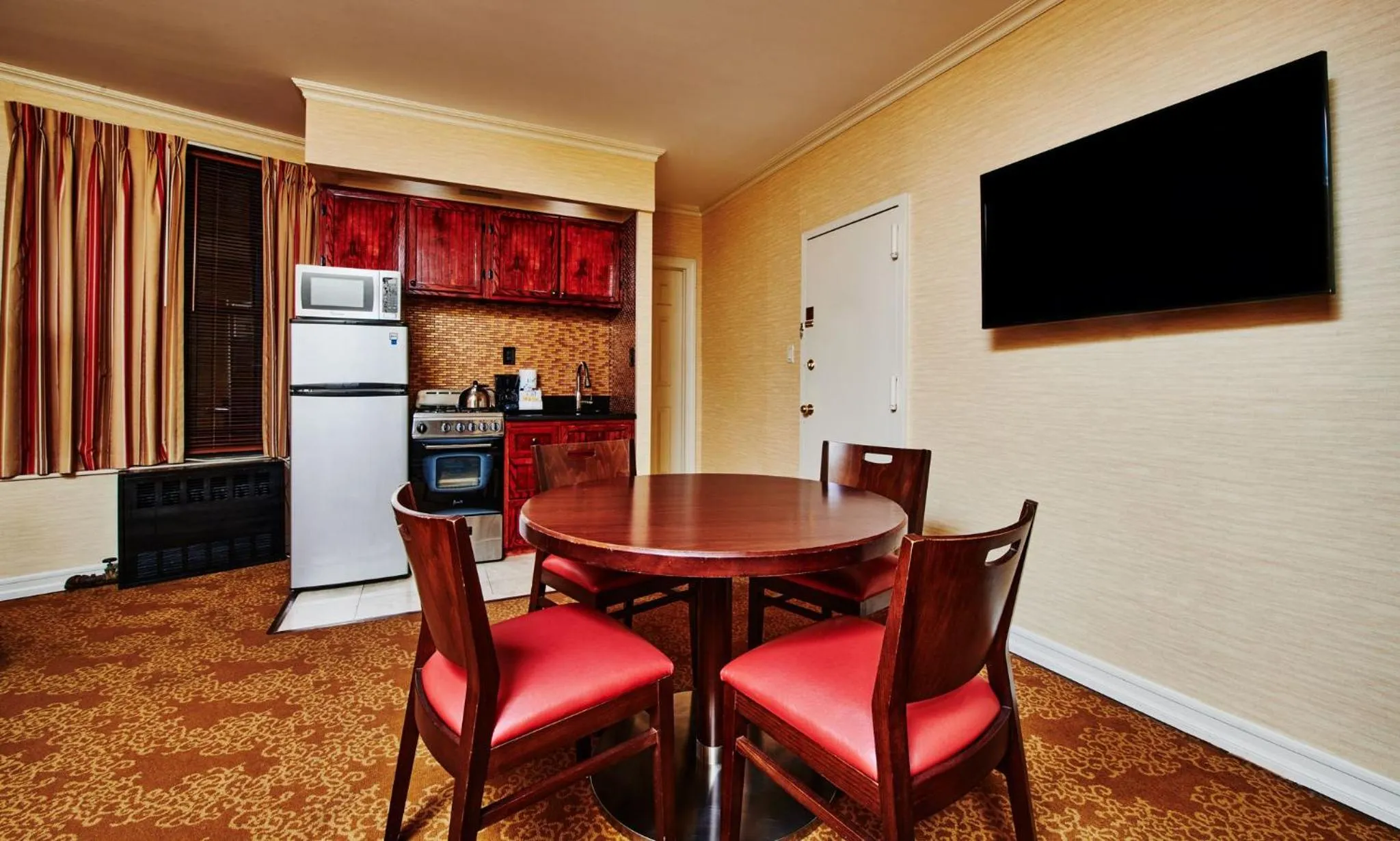 Living room in Radio City Apartments