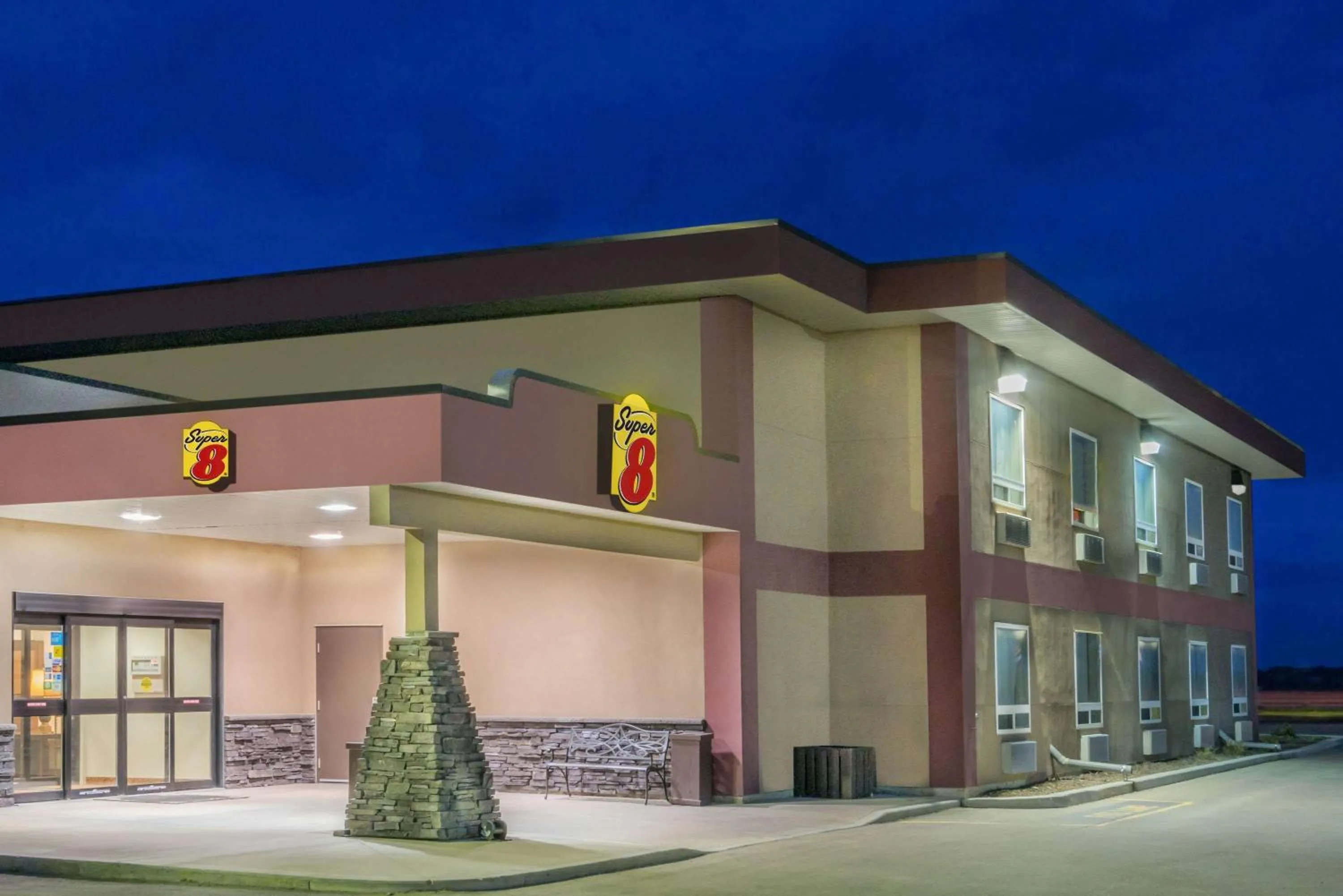 Property building in Super 8 by Wyndham Innisfail