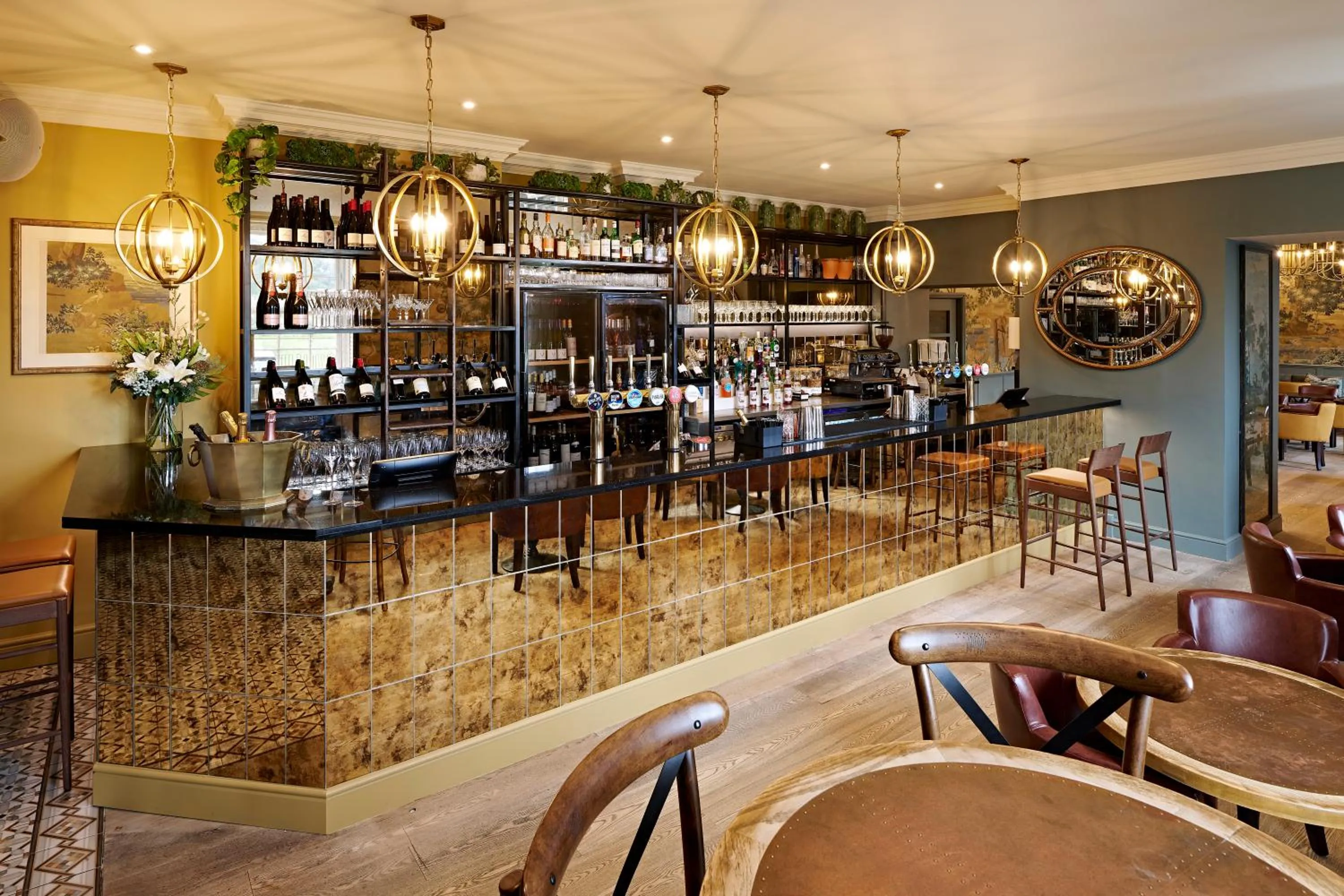 Lounge or bar in The Kings Arms