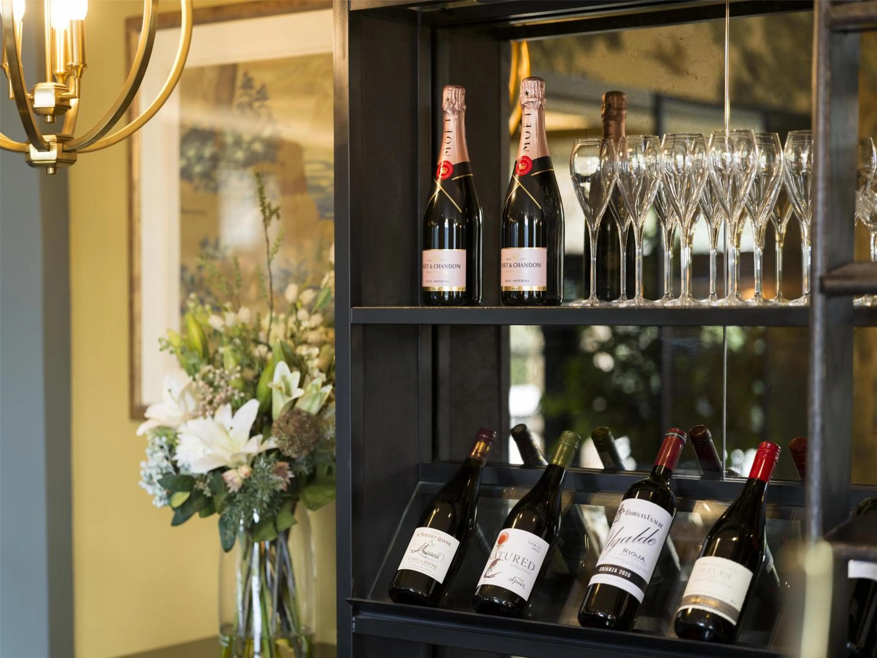 Restaurant/places to eat in The Kings Arms