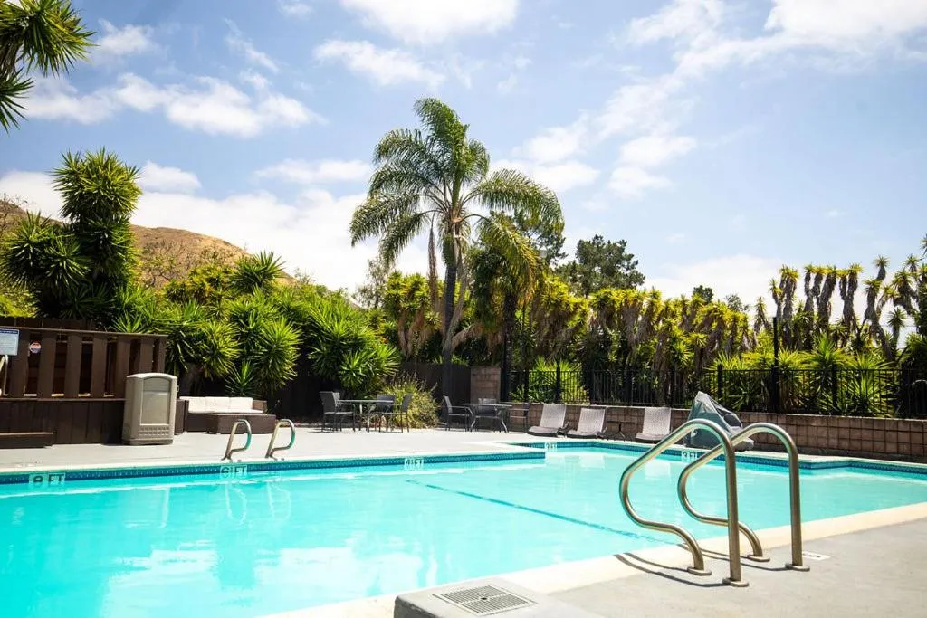Swimming pool in Inn at San Luis Obispo