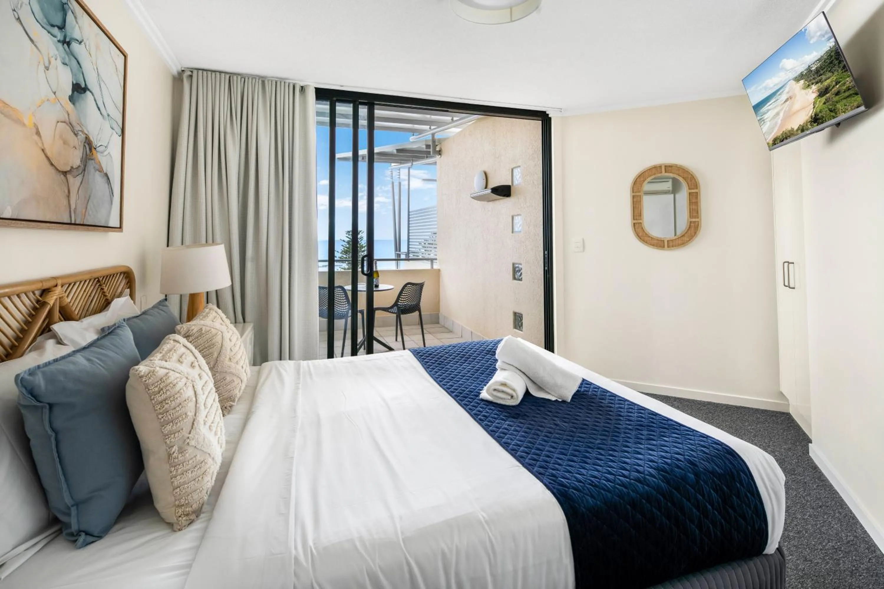 Bedroom, Bed in ULTIQA Shearwater Resort