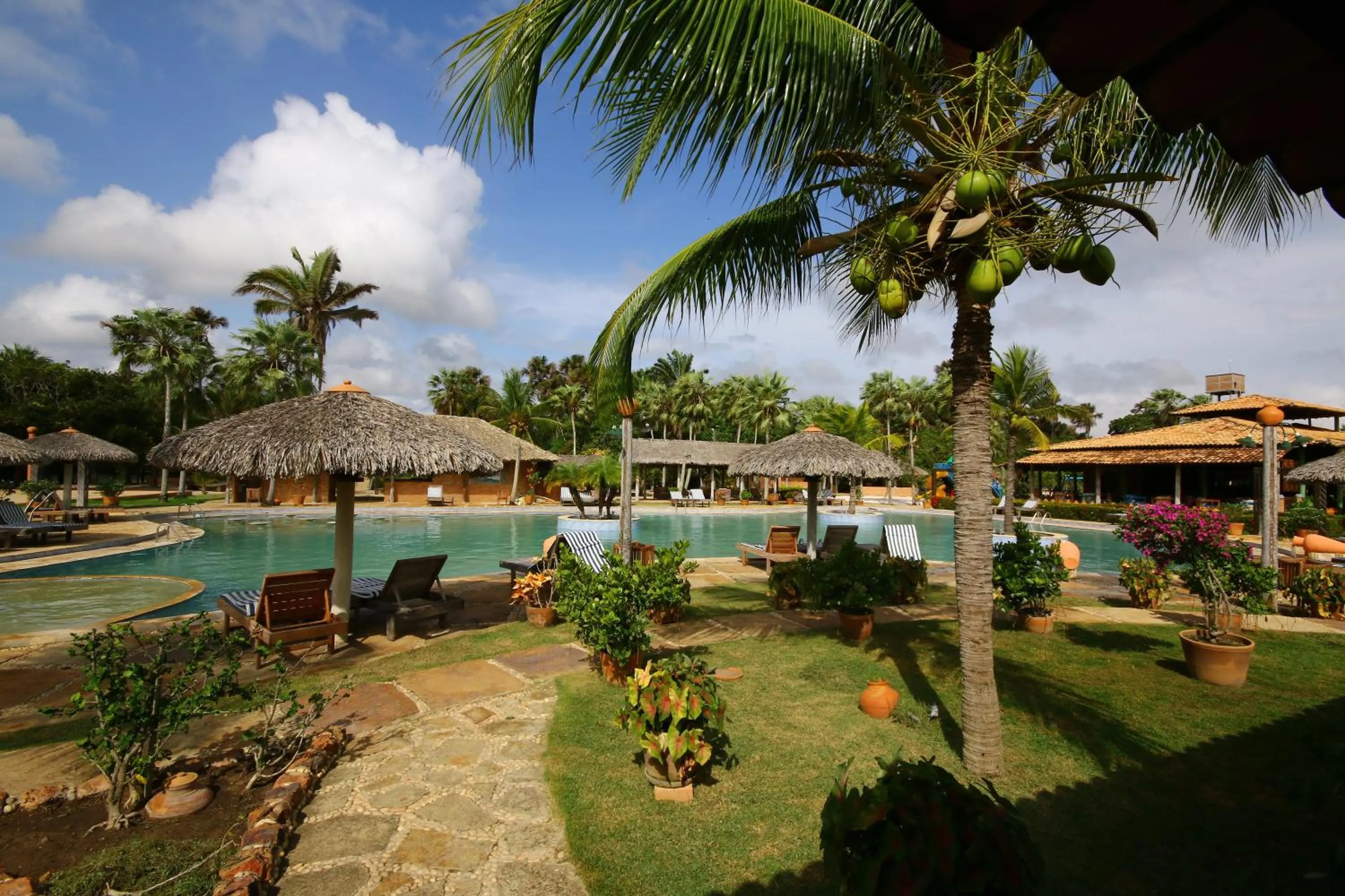 Day in Porto Preguiças Resort