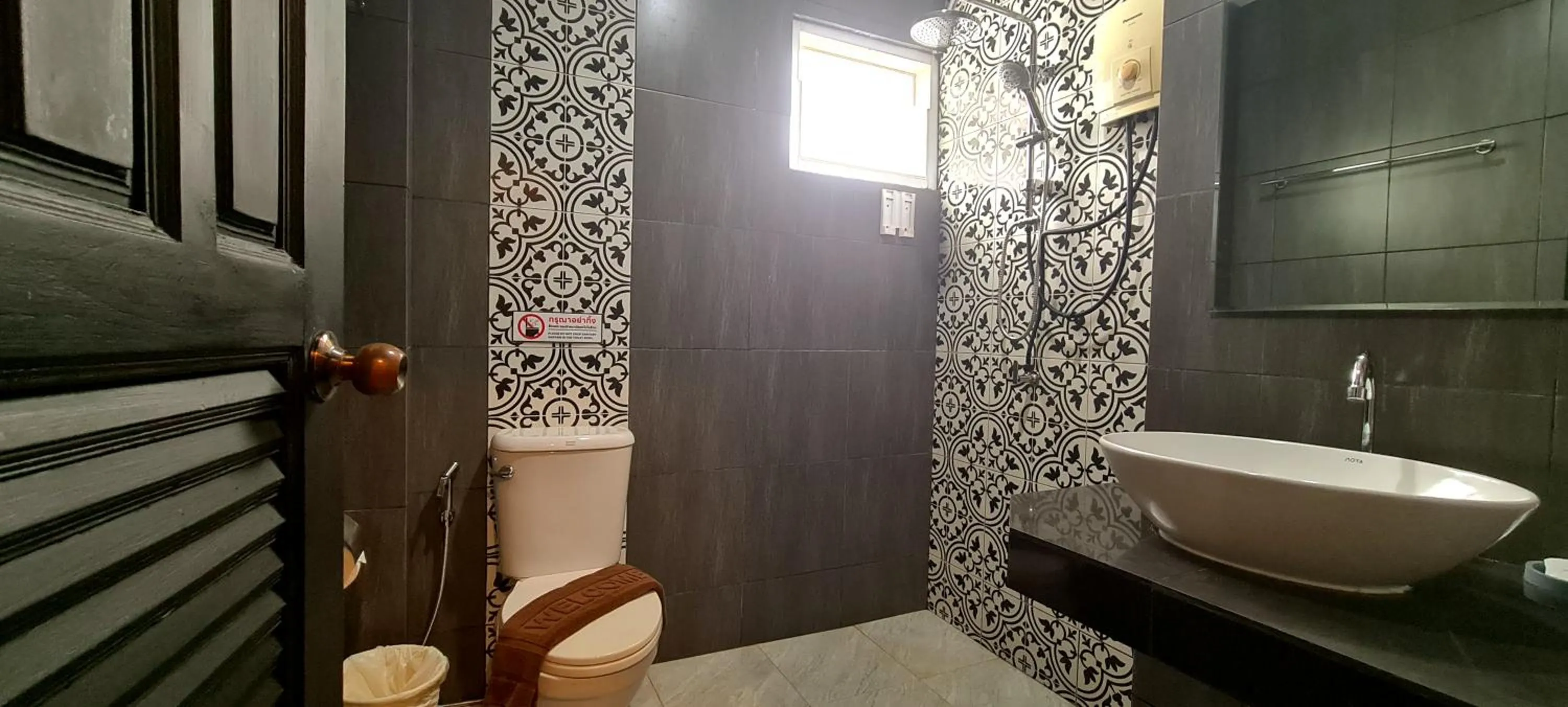 Shower in SB Living Place Hotel Phuket Town