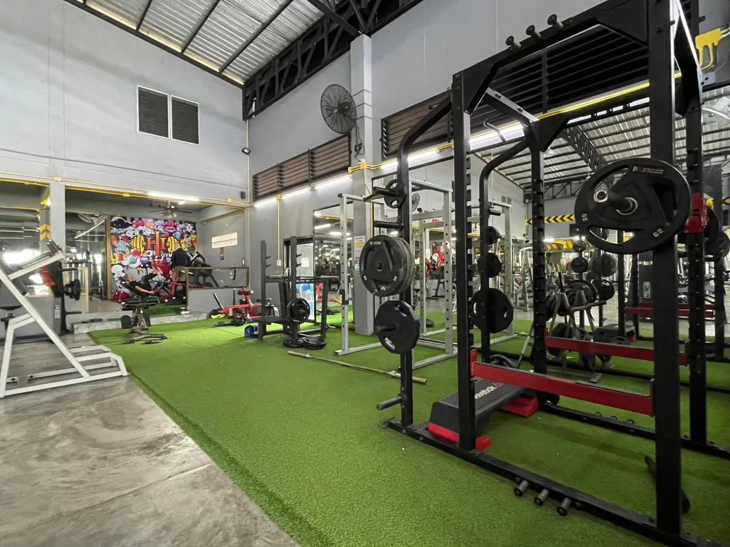 Fitness centre/facilities in SB Living Place Hotel Phuket Town