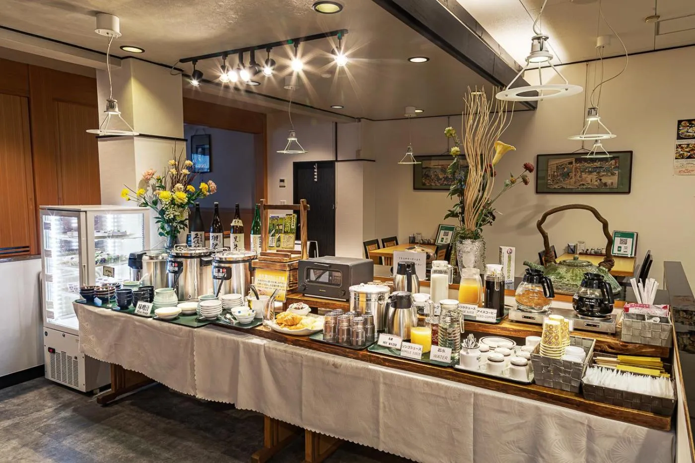 Food and drinks in New Commander Hotel Osaka Neyagawa