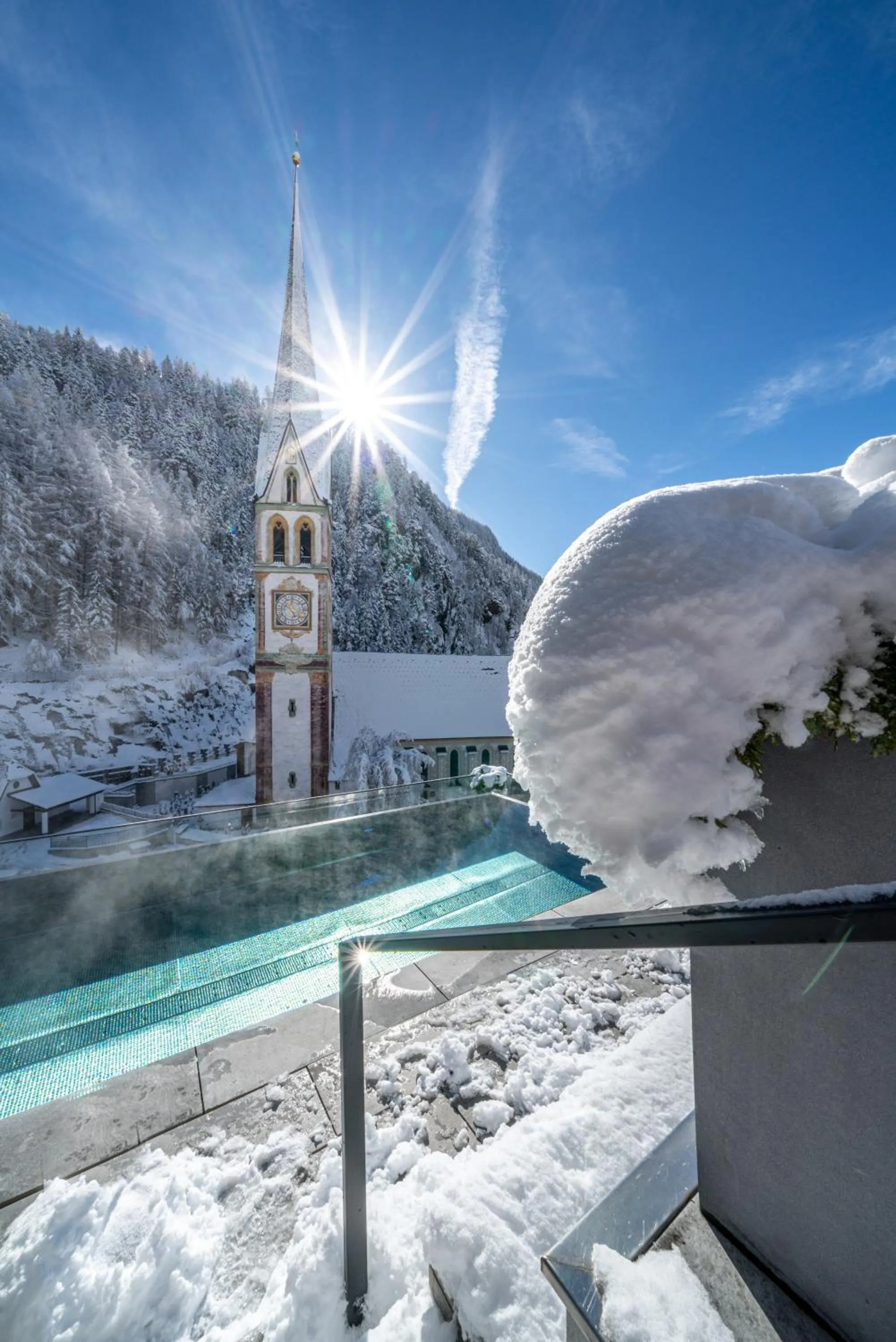 Swimming pool in Hotel Stern