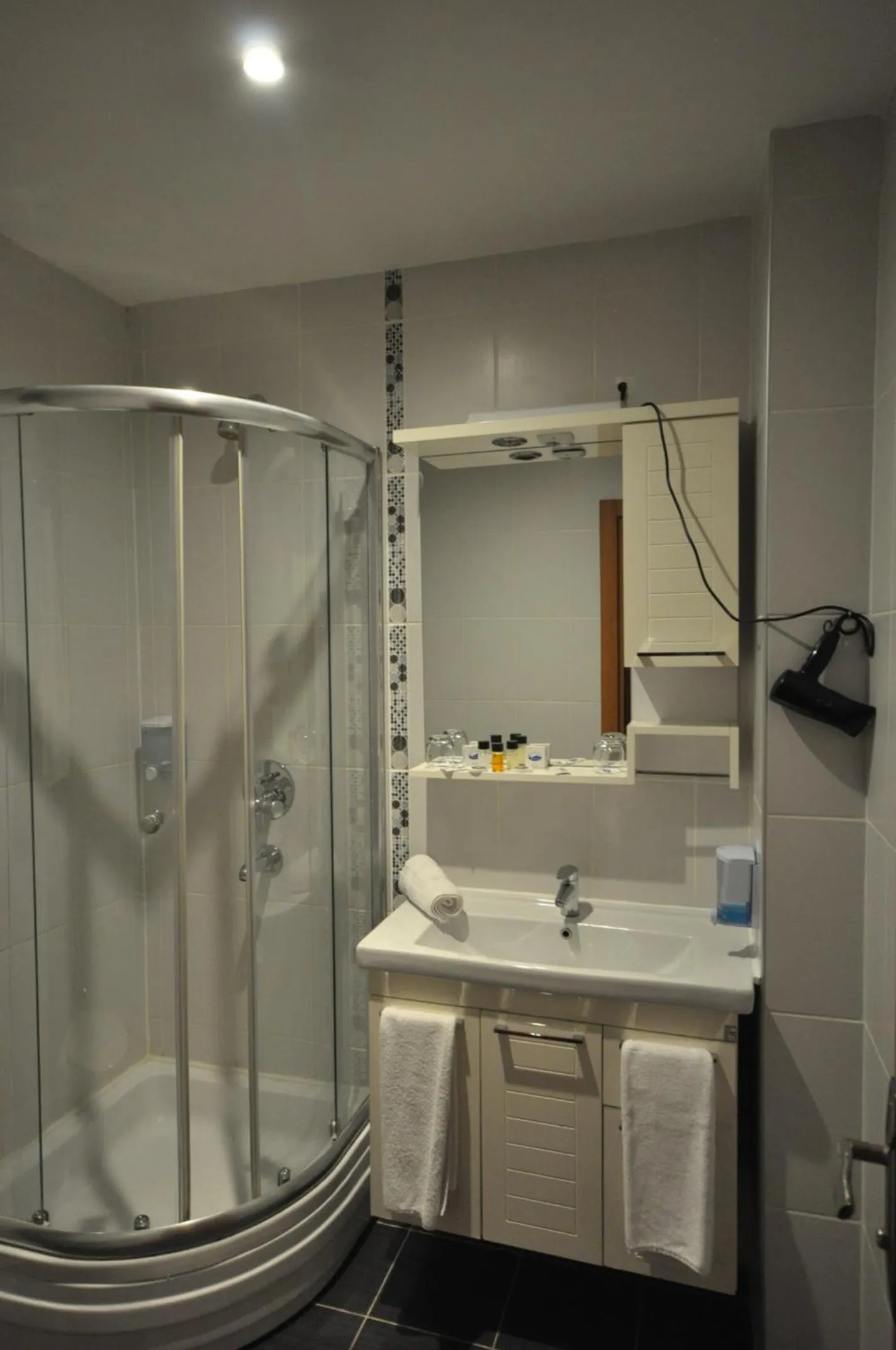 Bathroom in Retropera