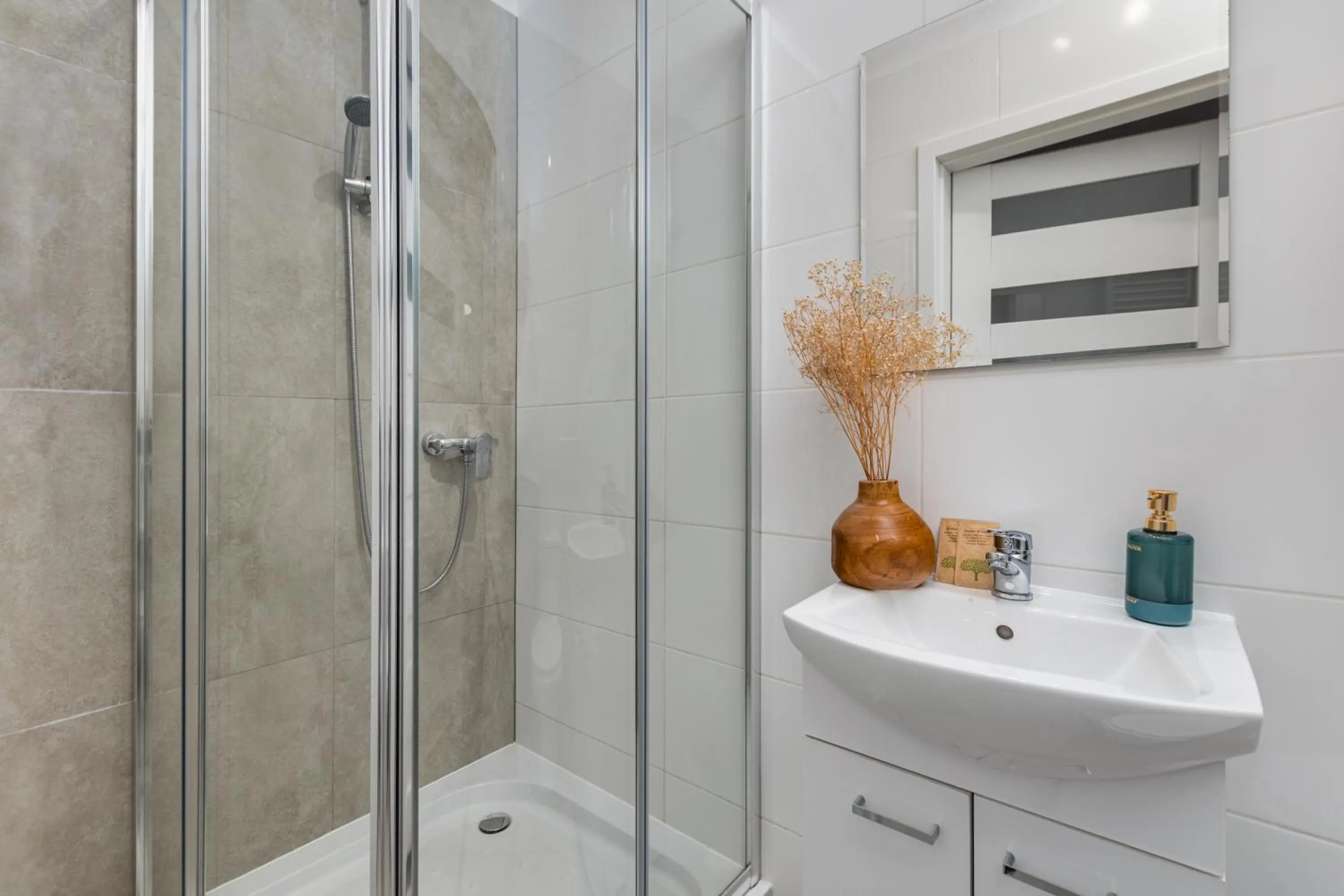 Shower in Hostel Coco