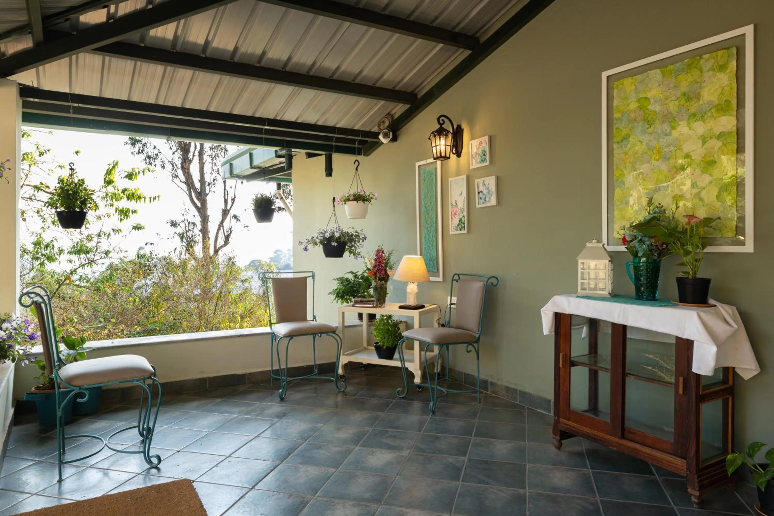 Seating area in King's Cliff