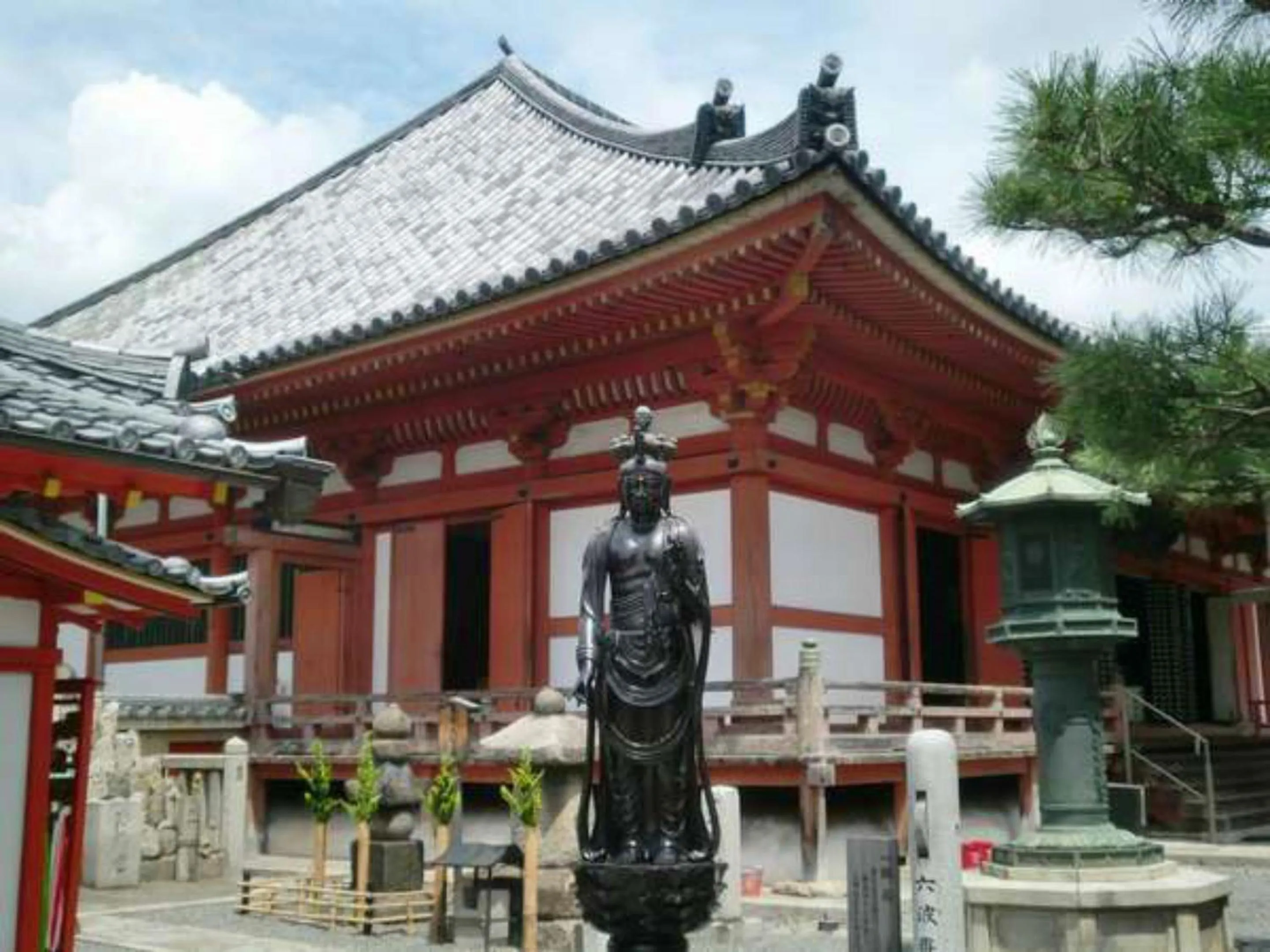Nearby landmark in Yamamoto Ryokan
