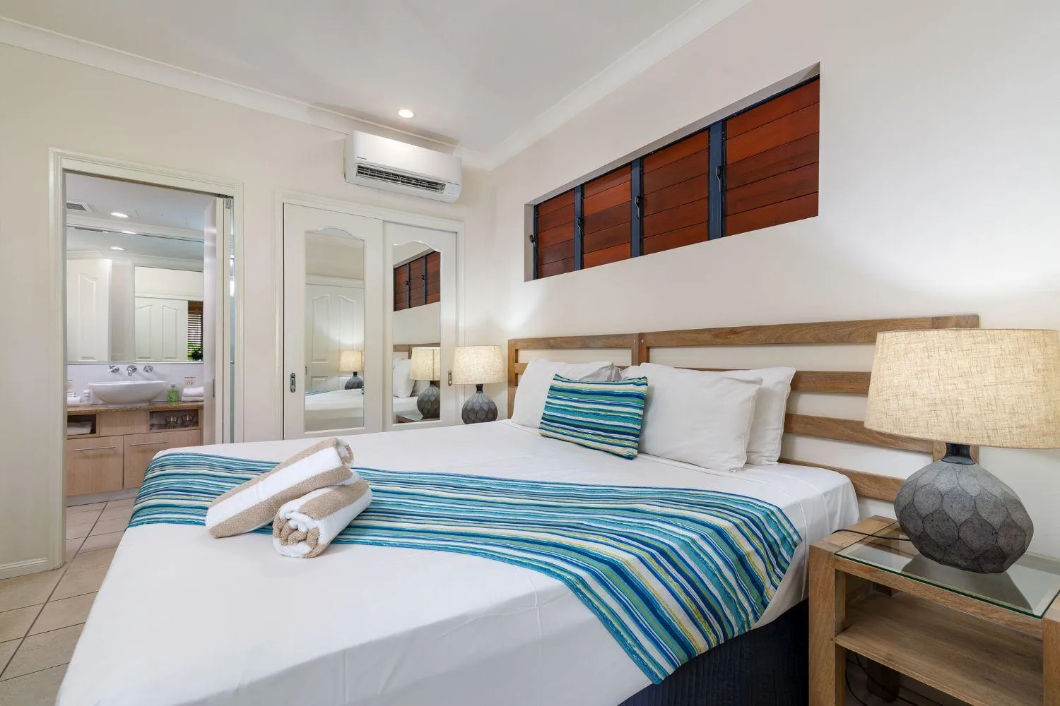 Bedroom, Bed in Meridian at Port Douglas - Adults Only