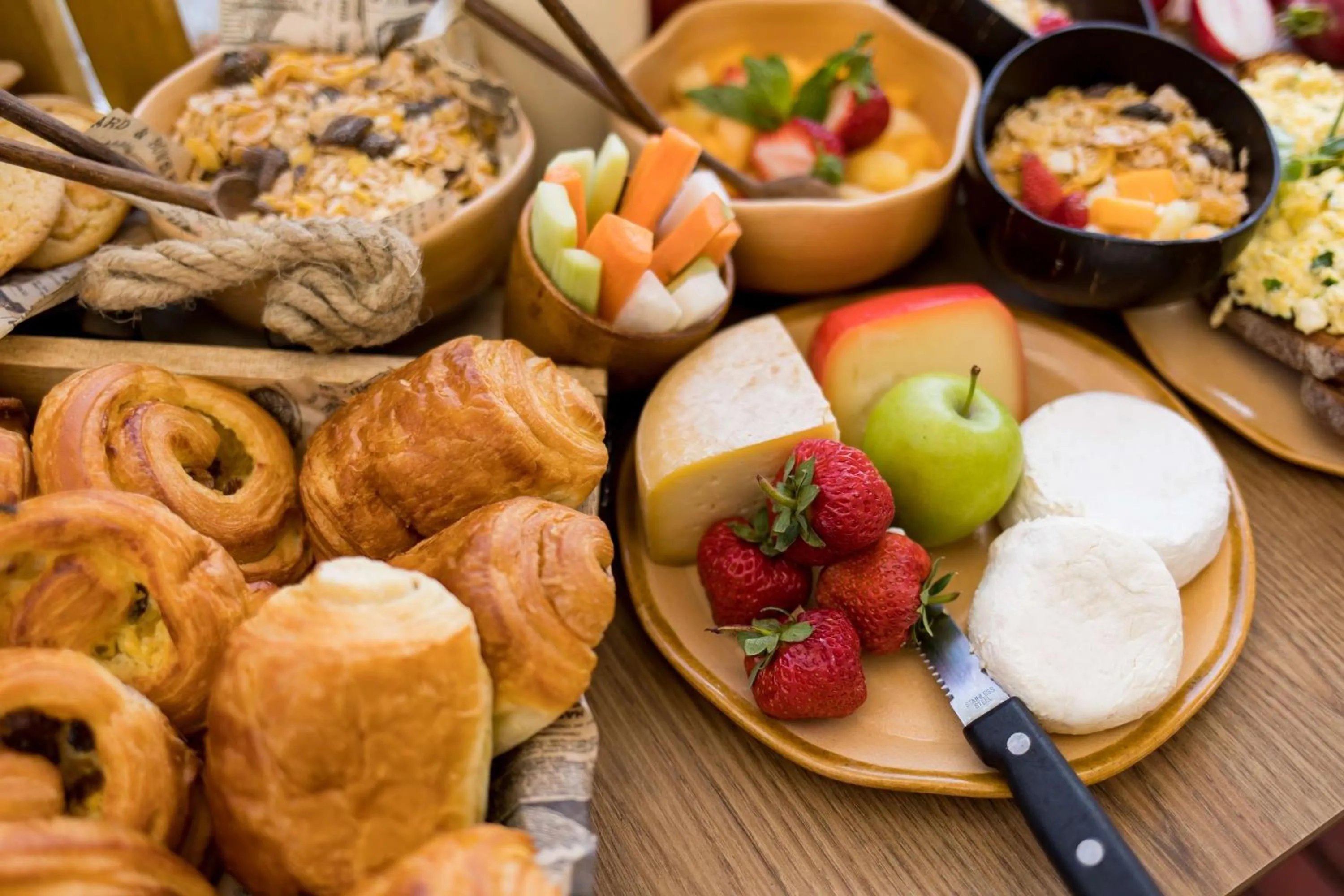 Restaurant/places to eat in Radisson Hotel Tamboho Waterfront Antananarivo