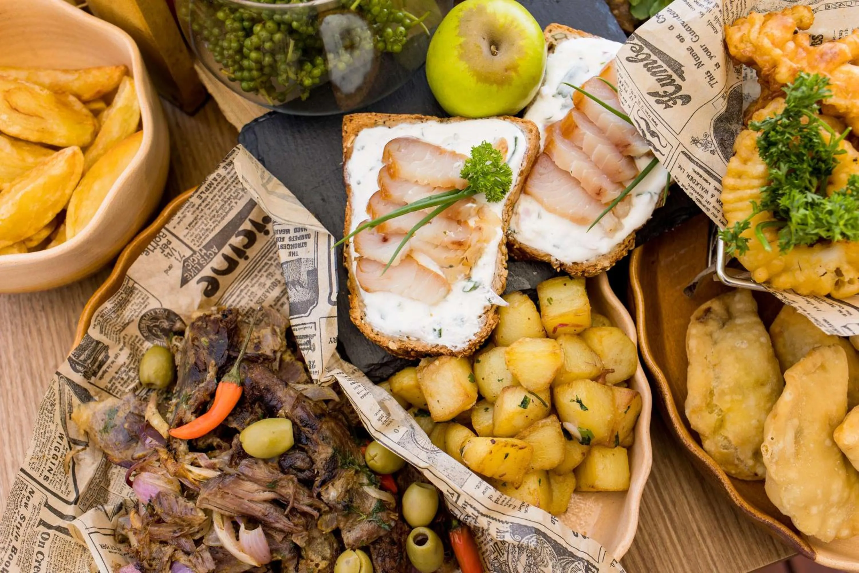 Restaurant/places to eat in Radisson Hotel Tamboho Waterfront Antananarivo