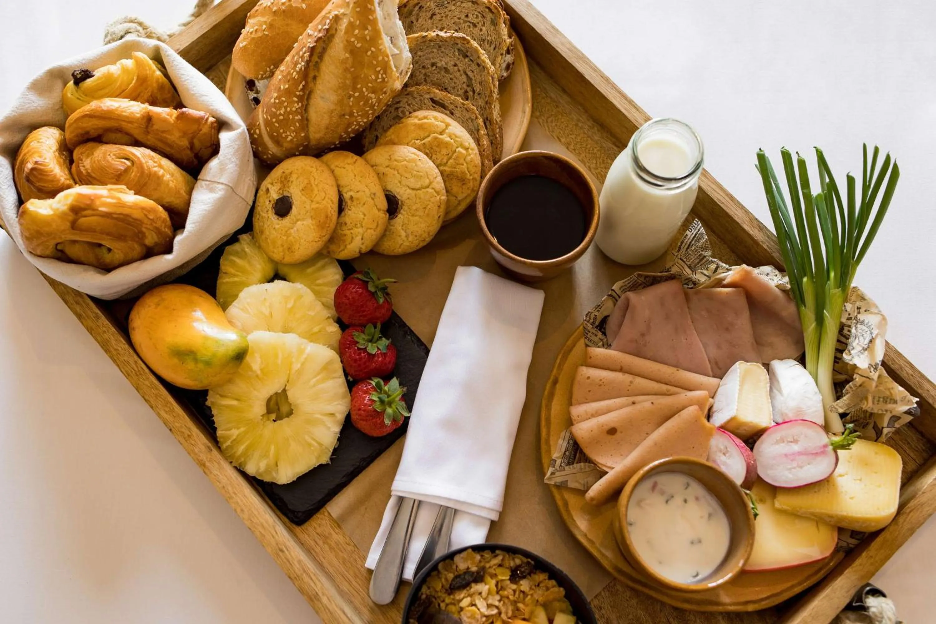 Breakfast in Radisson Hotel Tamboho Waterfront Antananarivo