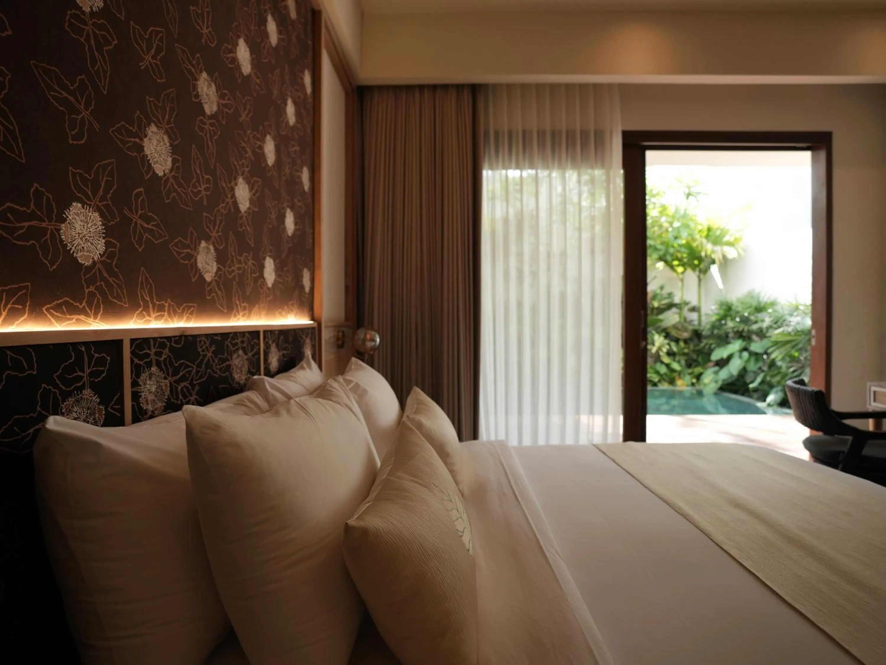 Bed in Daun Lebar Villas