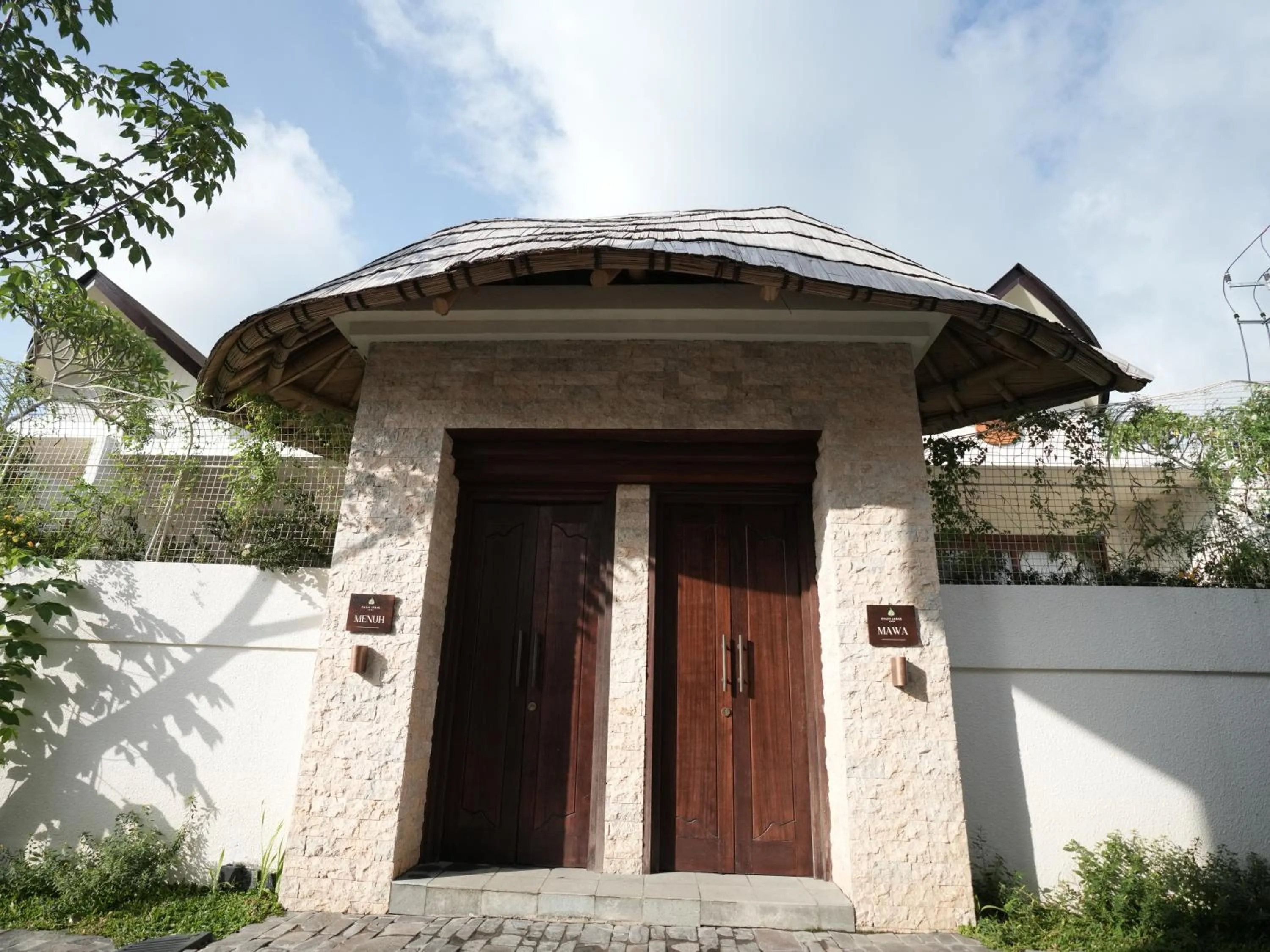 Property building in Daun Lebar Villas