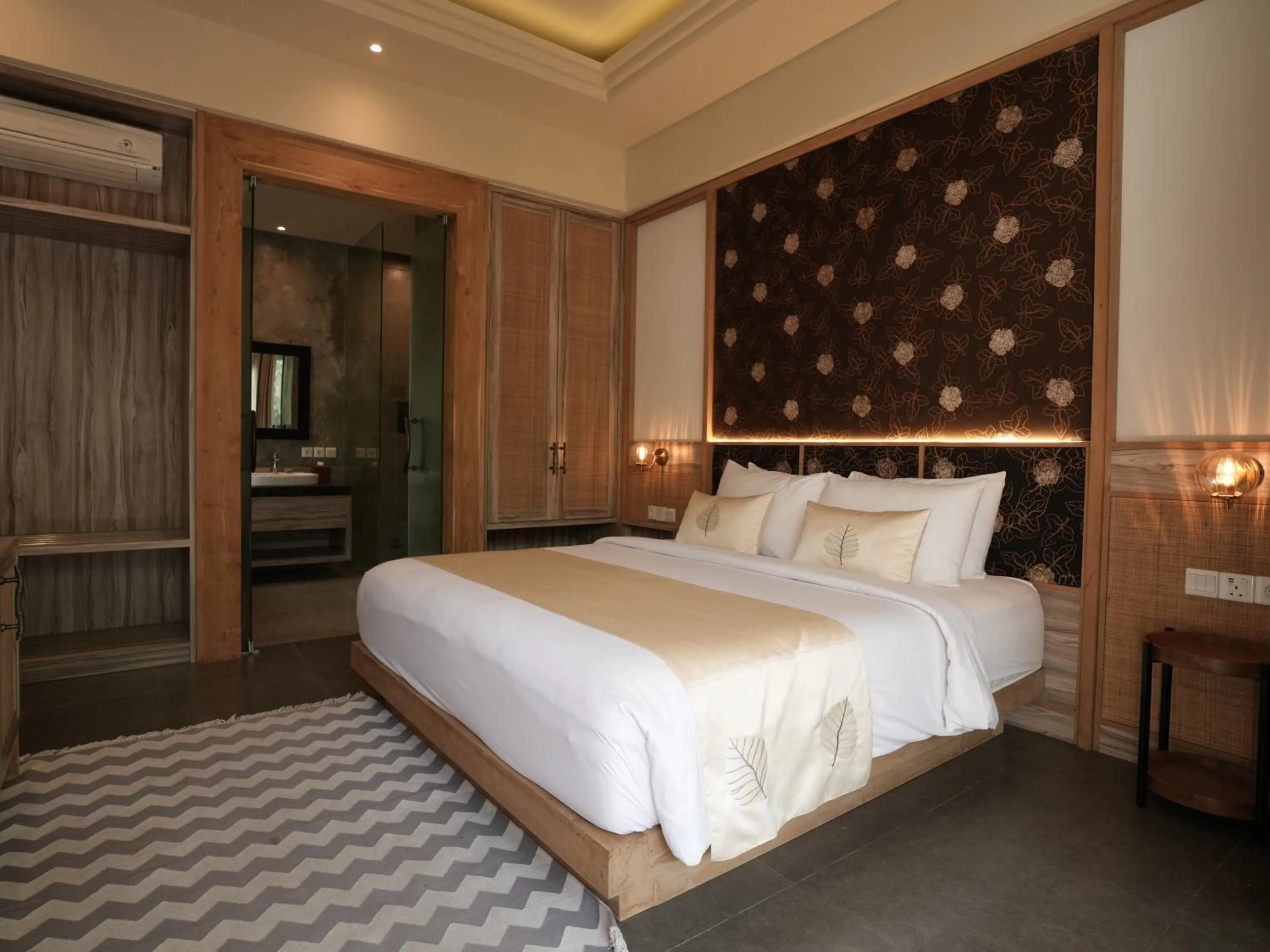 Bed in Daun Lebar Villas