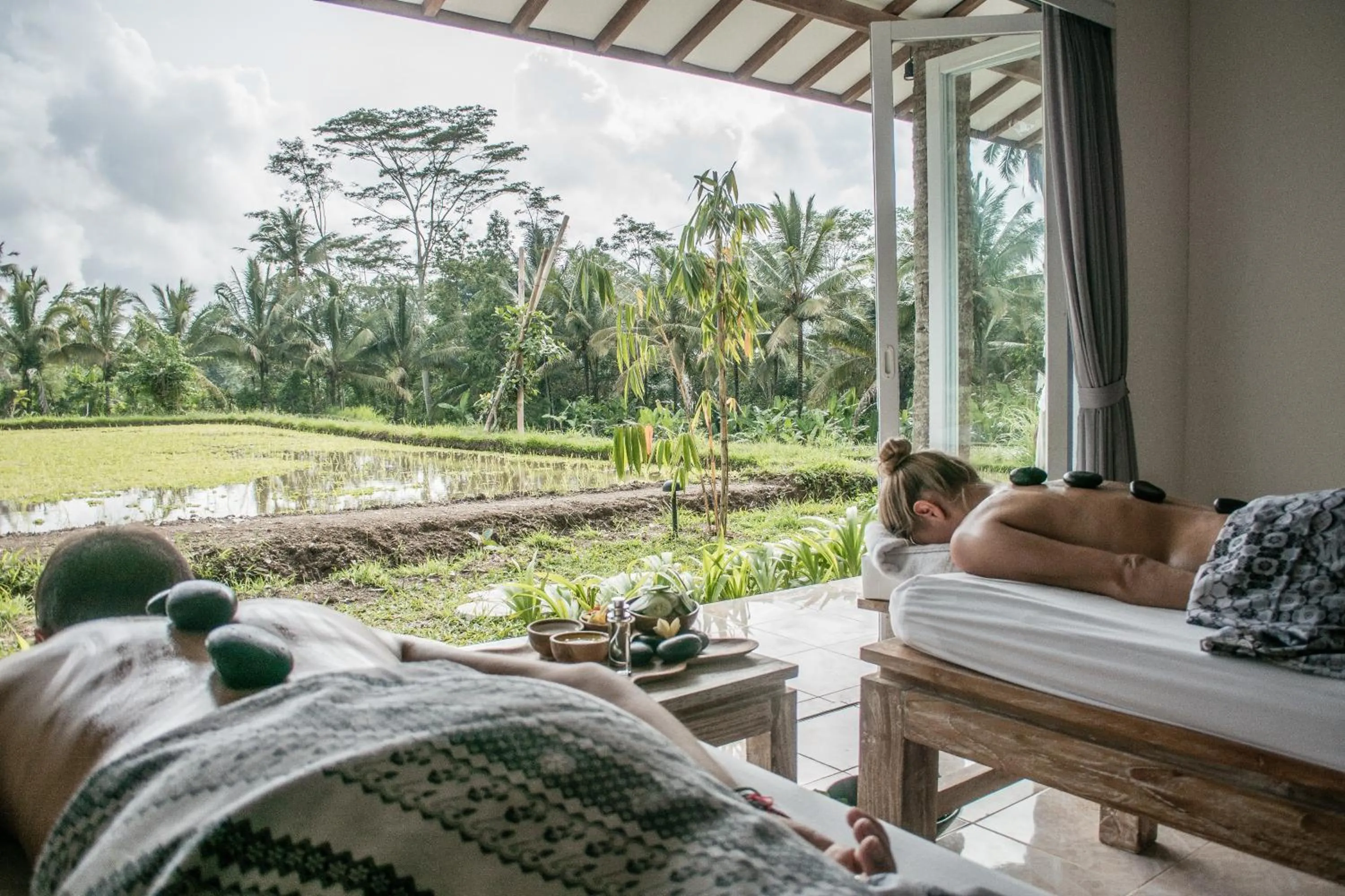 Spa and wellness centre/facilities, Bed in Daun Lebar Villas