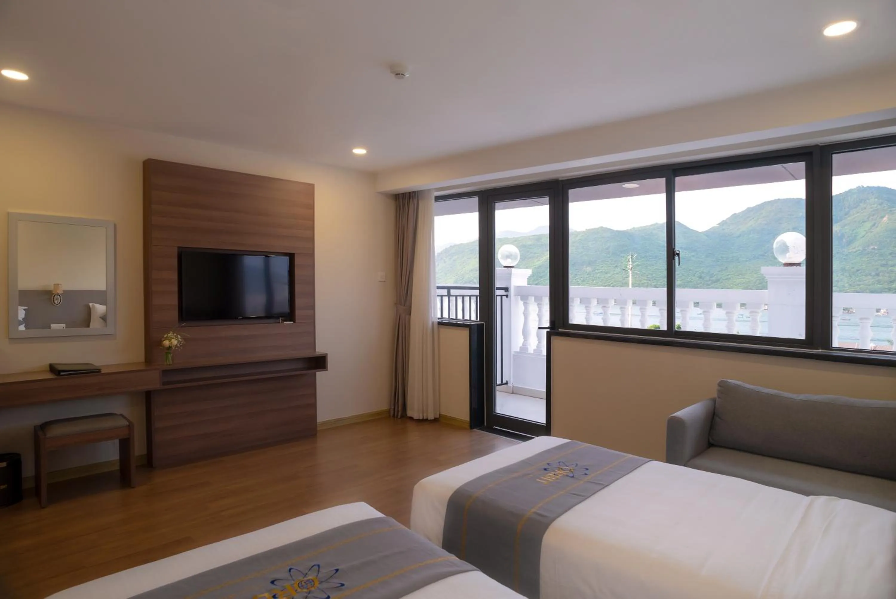 Bed in Orbit Hotel Nha Trang