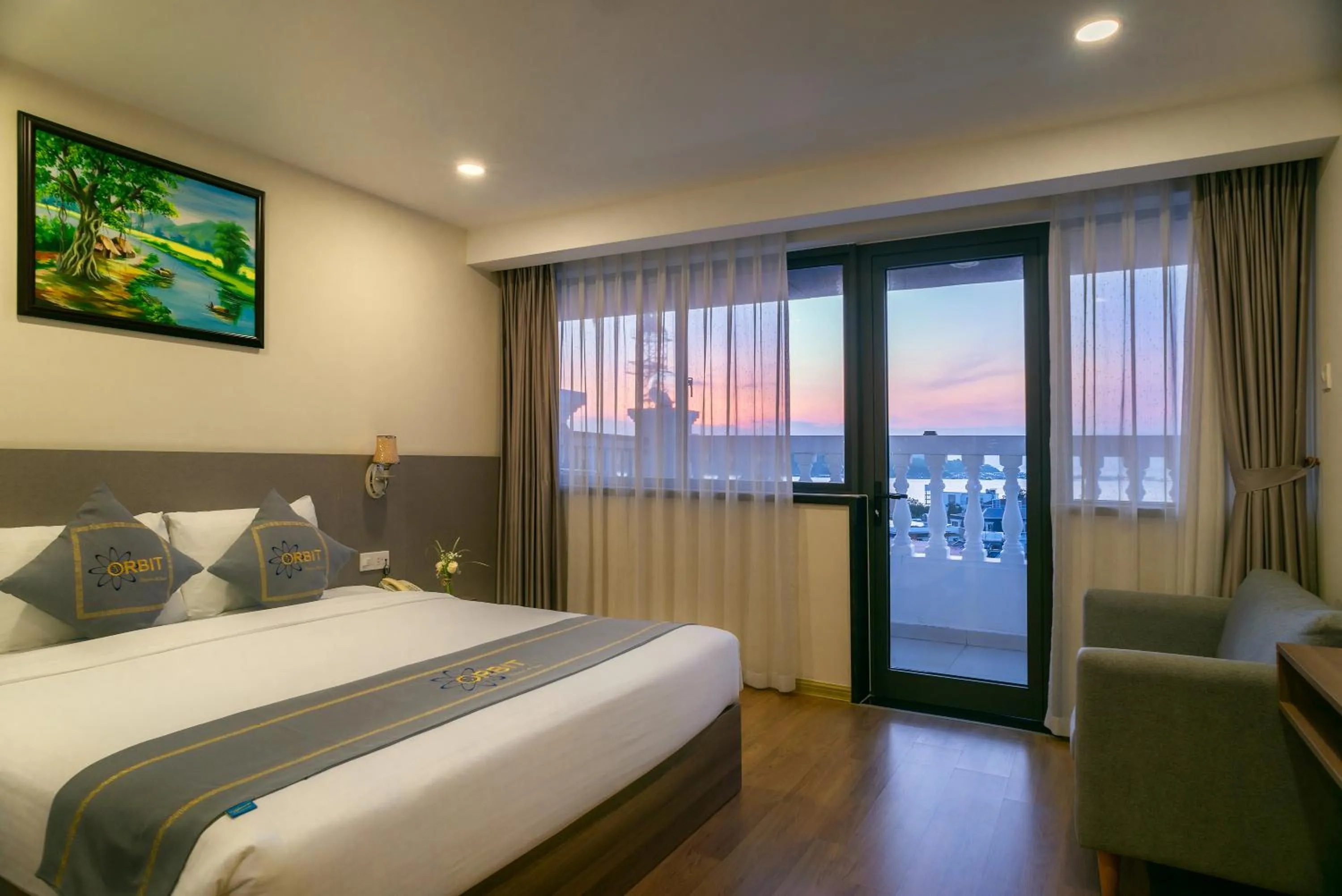 Bed in Orbit Hotel Nha Trang