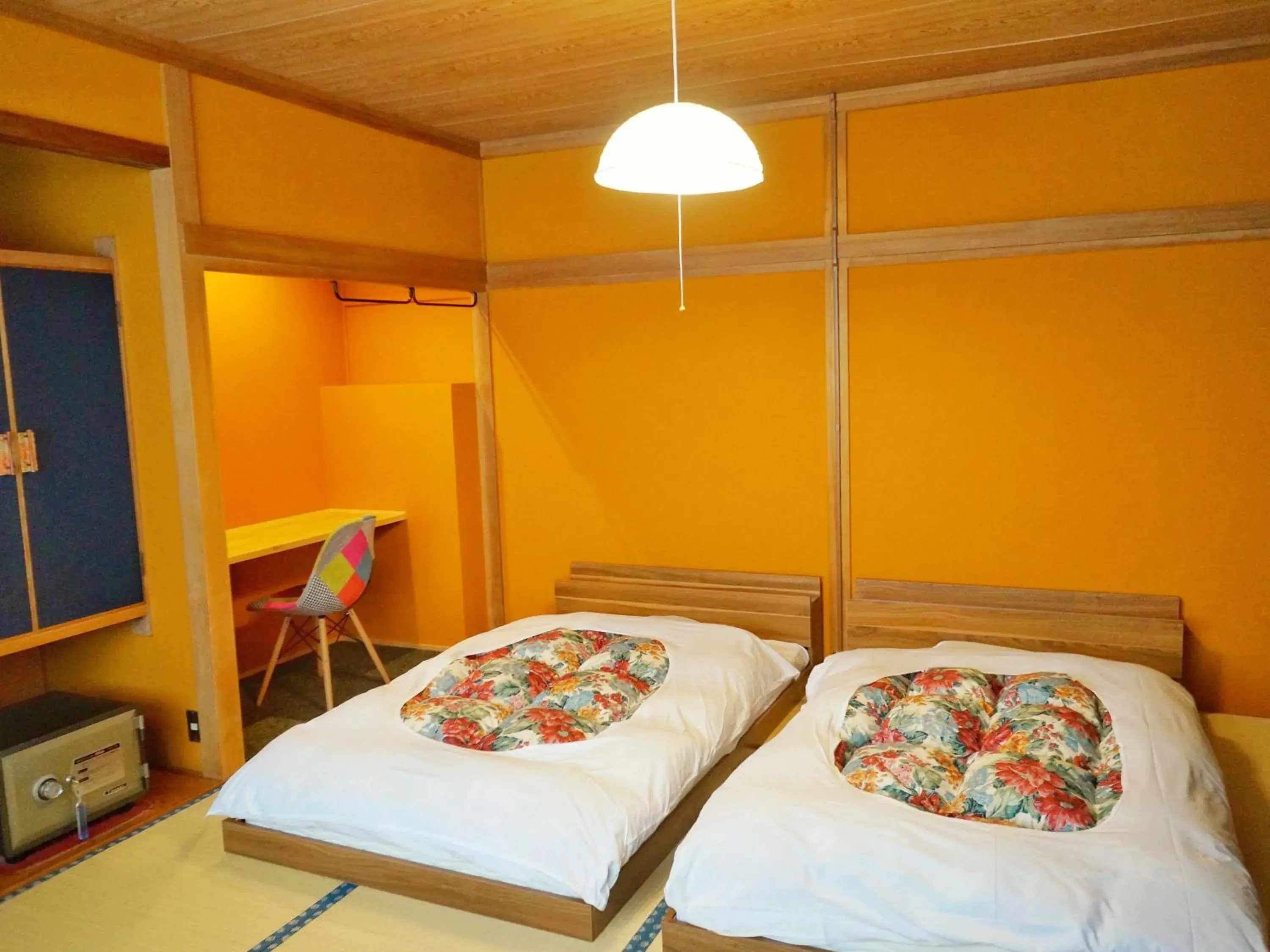 Standard Twin Room with Shared Bathroom in Asama Onsen FAN! MATSUMOTO Standard Twin Room with Shared Bathroom in Asama Onsen FAN! MATSUMOTO