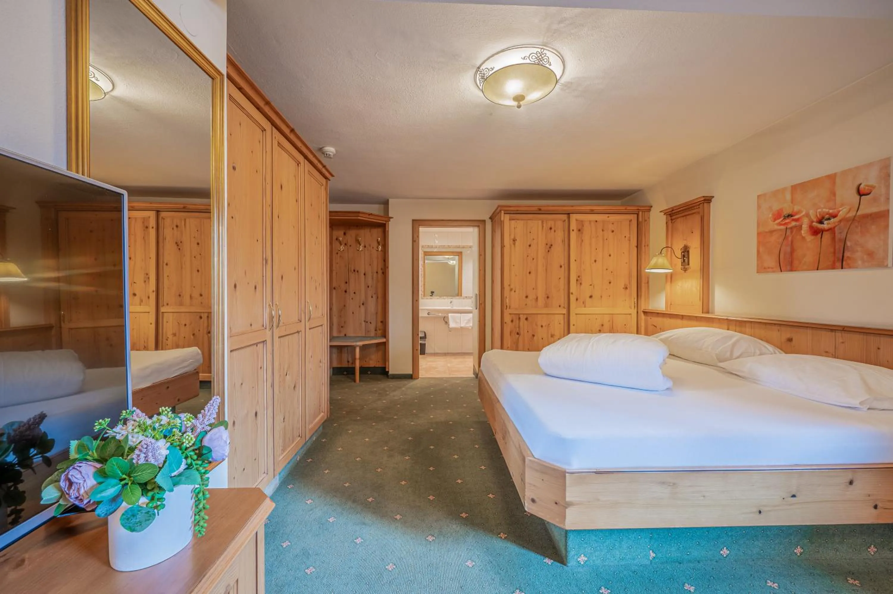 Bed in Hotel Rösslwirt